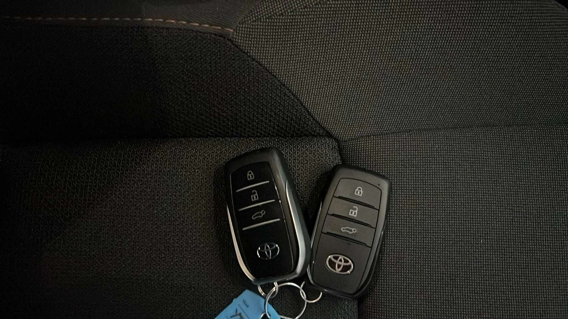 2024 TOYOTA C-HR 2024 TOYOTA C-HR