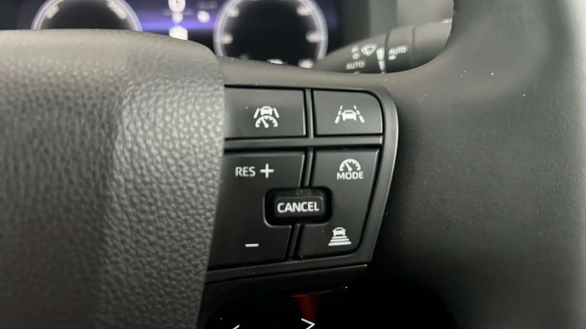 2024 TOYOTA C-HR 2024 TOYOTA C-HR