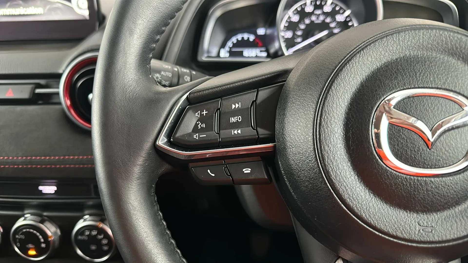 2023 MAZDA MAZDA2 2023 MAZDA MAZDA2