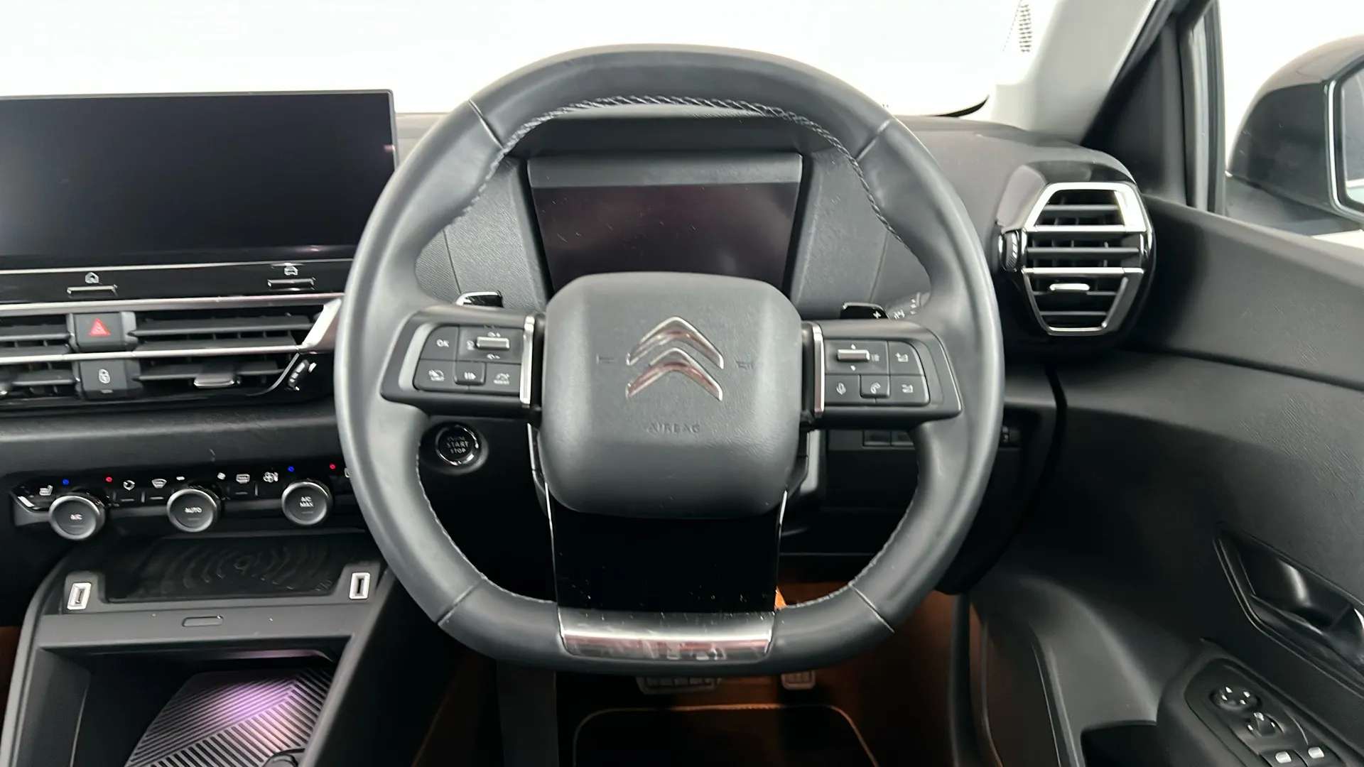 2023 CITROEN C4 2023 CITROEN C4