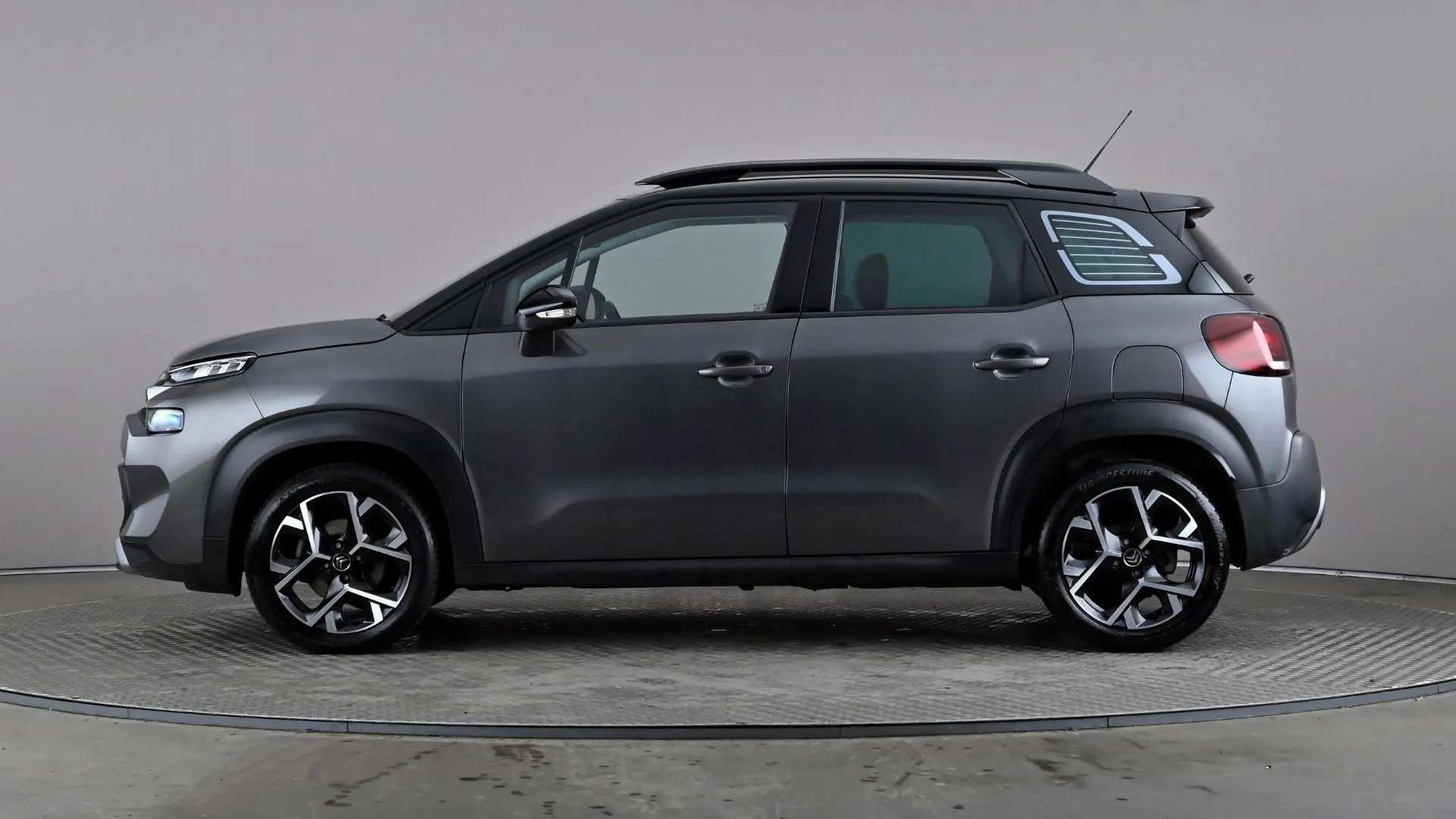 A 2022 CITROEN C3 AIRCROSS 1.2 PureTech 130 Shine Plus EAT6 A 2022 CITROEN C3 AIRCROSS 1.2 PureTech 130 Shine Plus EAT6