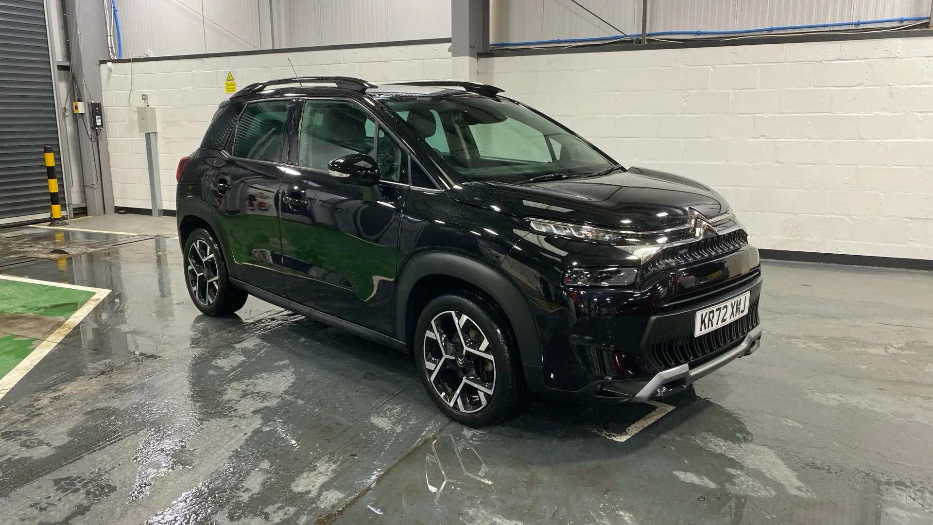 A 2022 CITROEN C3 AIRCROSS 1.2 PureTech 130 Shine Plus EAT6 A 2022 CITROEN C3 AIRCROSS 1.2 PureTech 130 Shine Plus EAT6