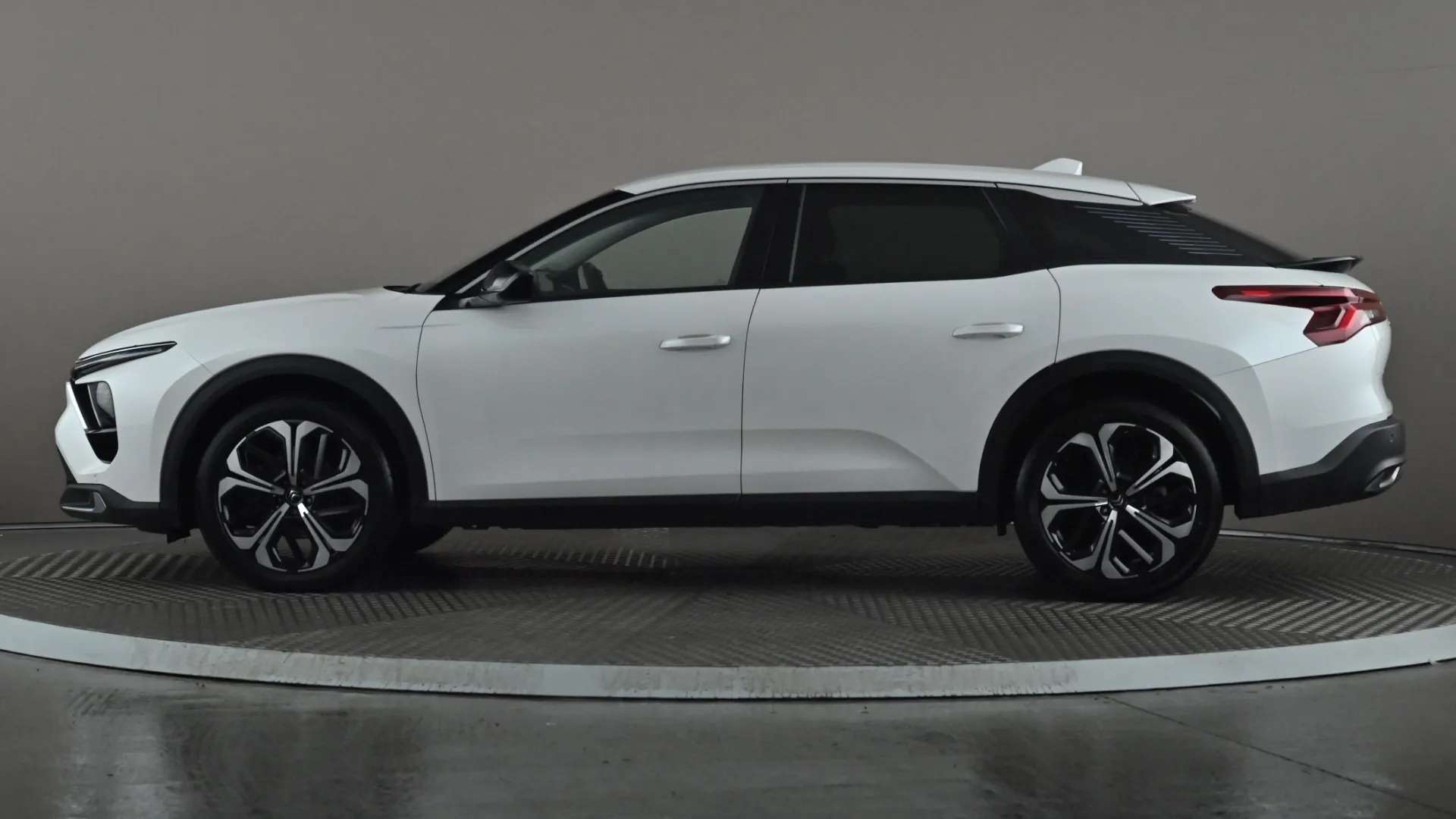 2023 CITROEN C5 X 2023 CITROEN C5 X