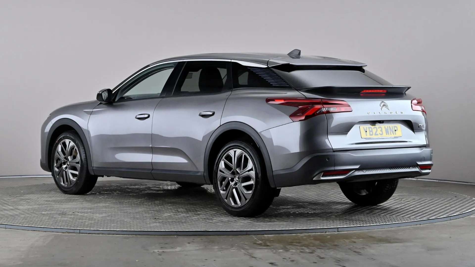 A 2023 CITROEN C5 X 1.2 PureTech 130 Shine Plus EAT8 A 2023 CITROEN C5 X 1.2 PureTech 130 Shine Plus EAT8