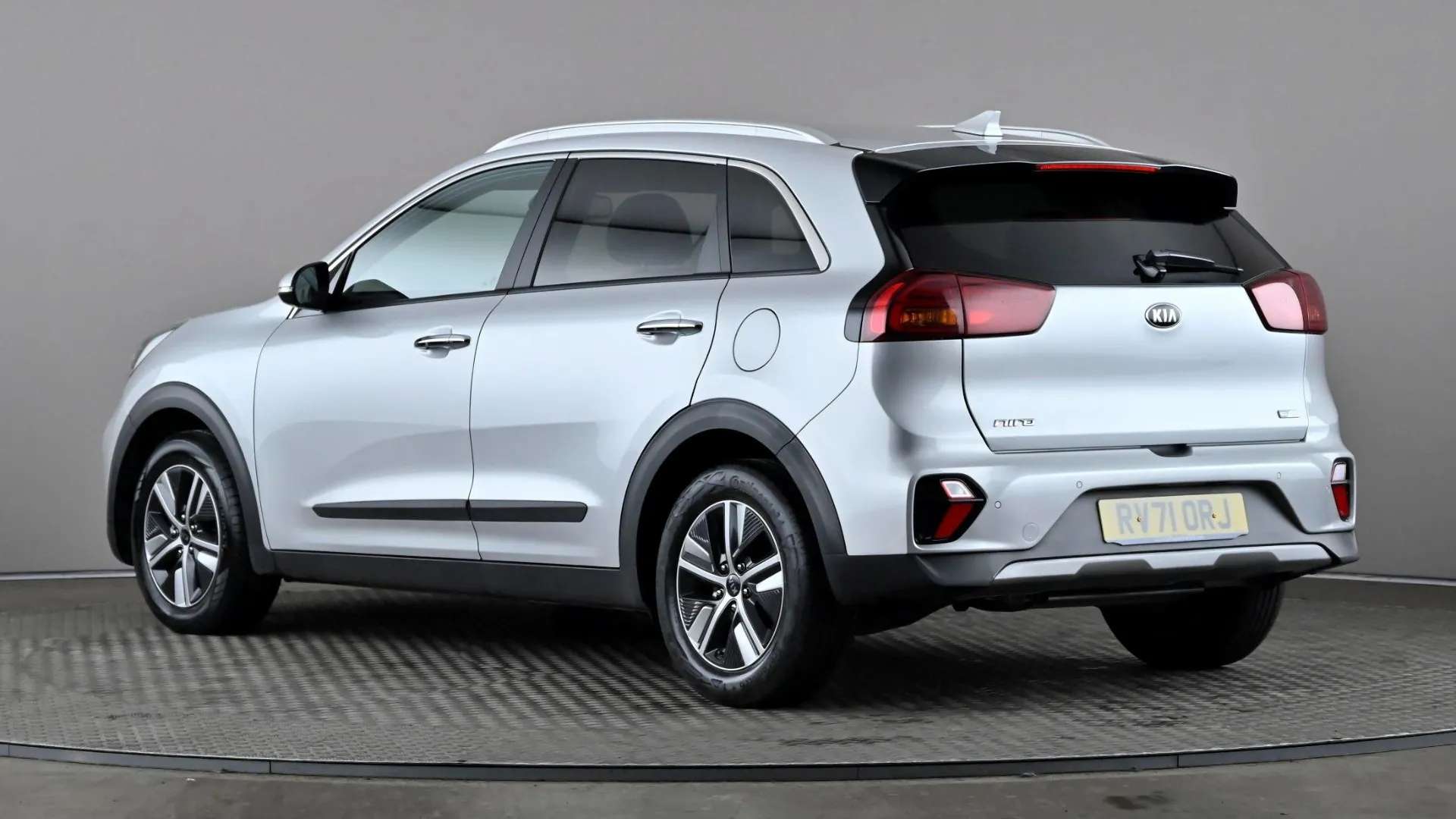 A 2021 KIA NIRO 1.6 GDi Hybrid 2 DCT A 2021 KIA NIRO 1.6 GDi Hybrid 2 DCT