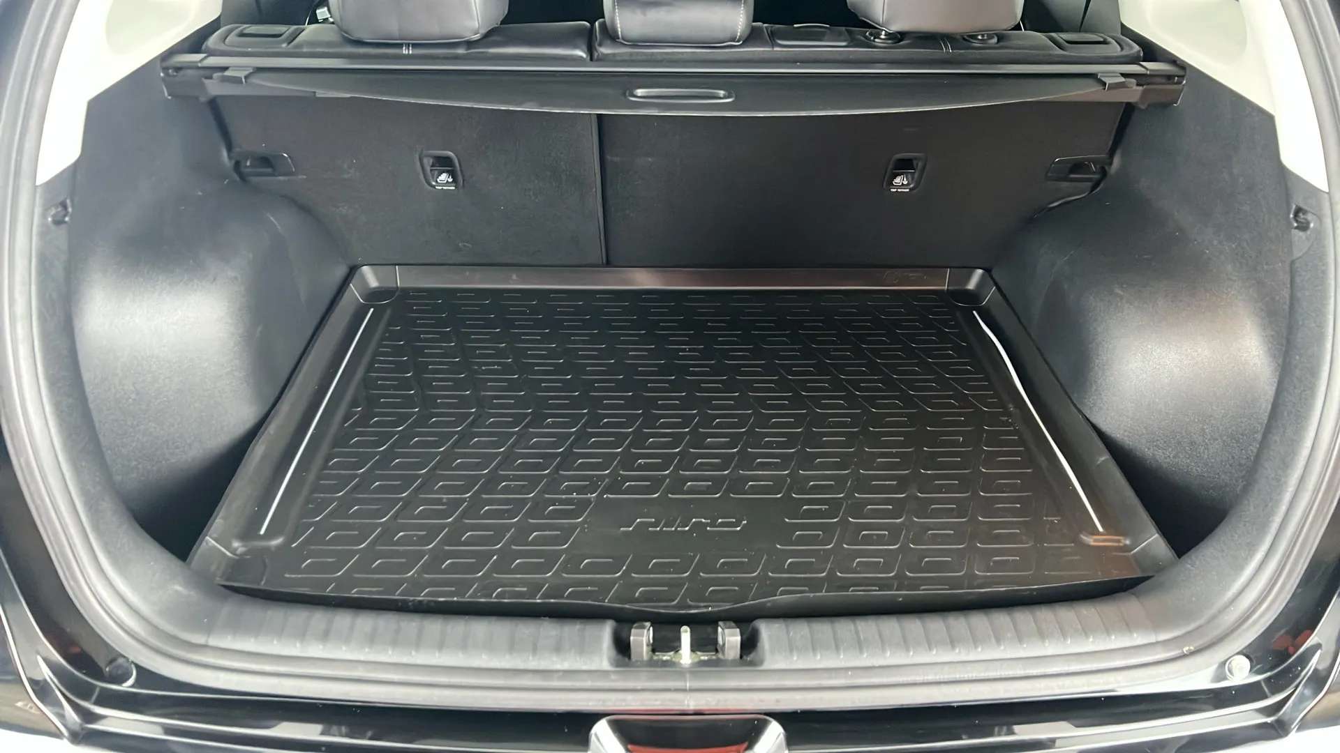 2020 KIA NIRO 2020 KIA NIRO