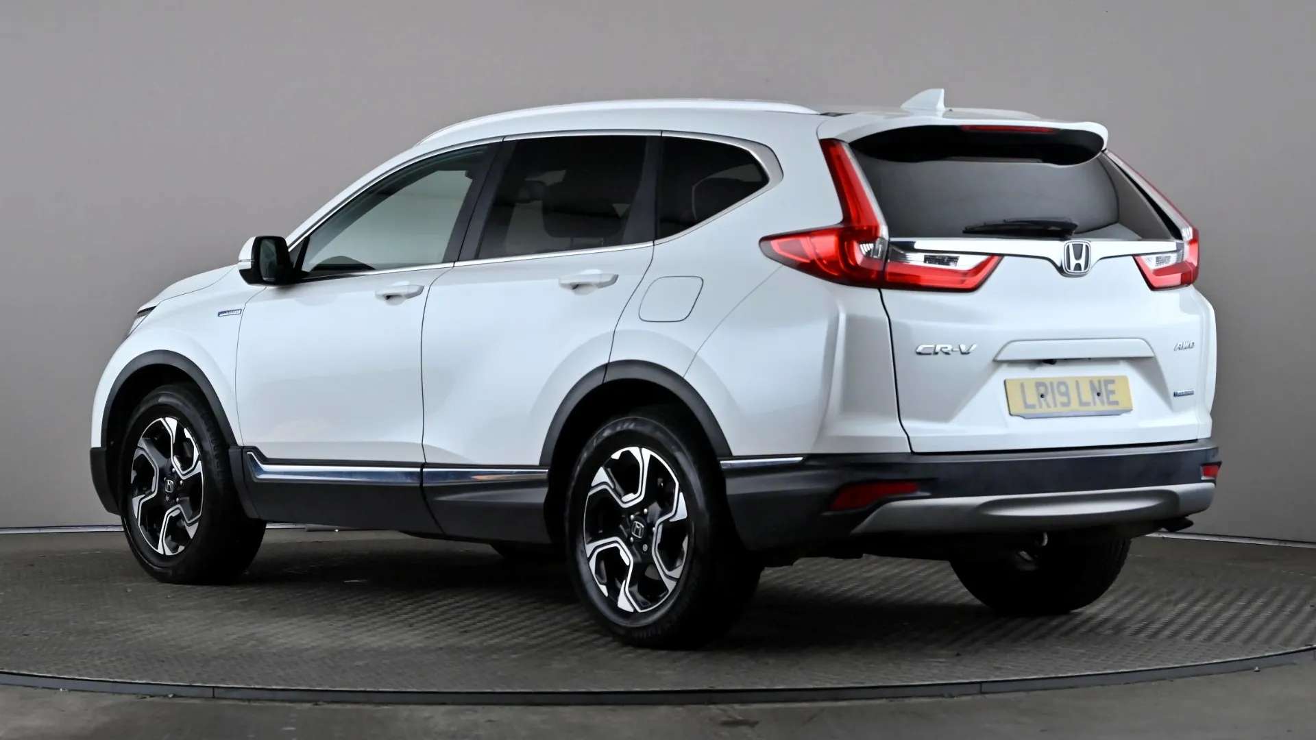 A 2019 HONDA CR-V 2.0 i-MMD Hybrid EX eCVT A 2019 HONDA CR-V 2.0 i-MMD Hybrid EX eCVT