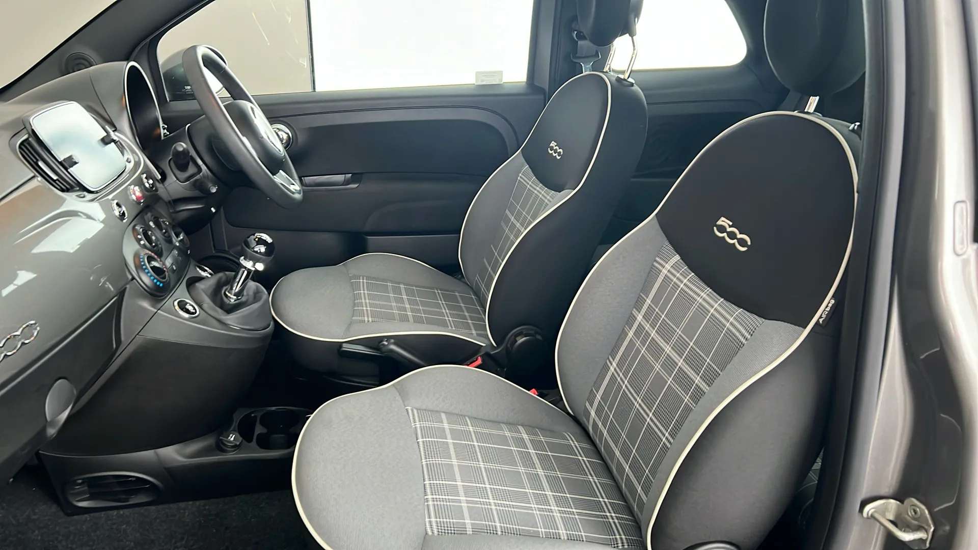 2020 FIAT 500 2020 FIAT 500