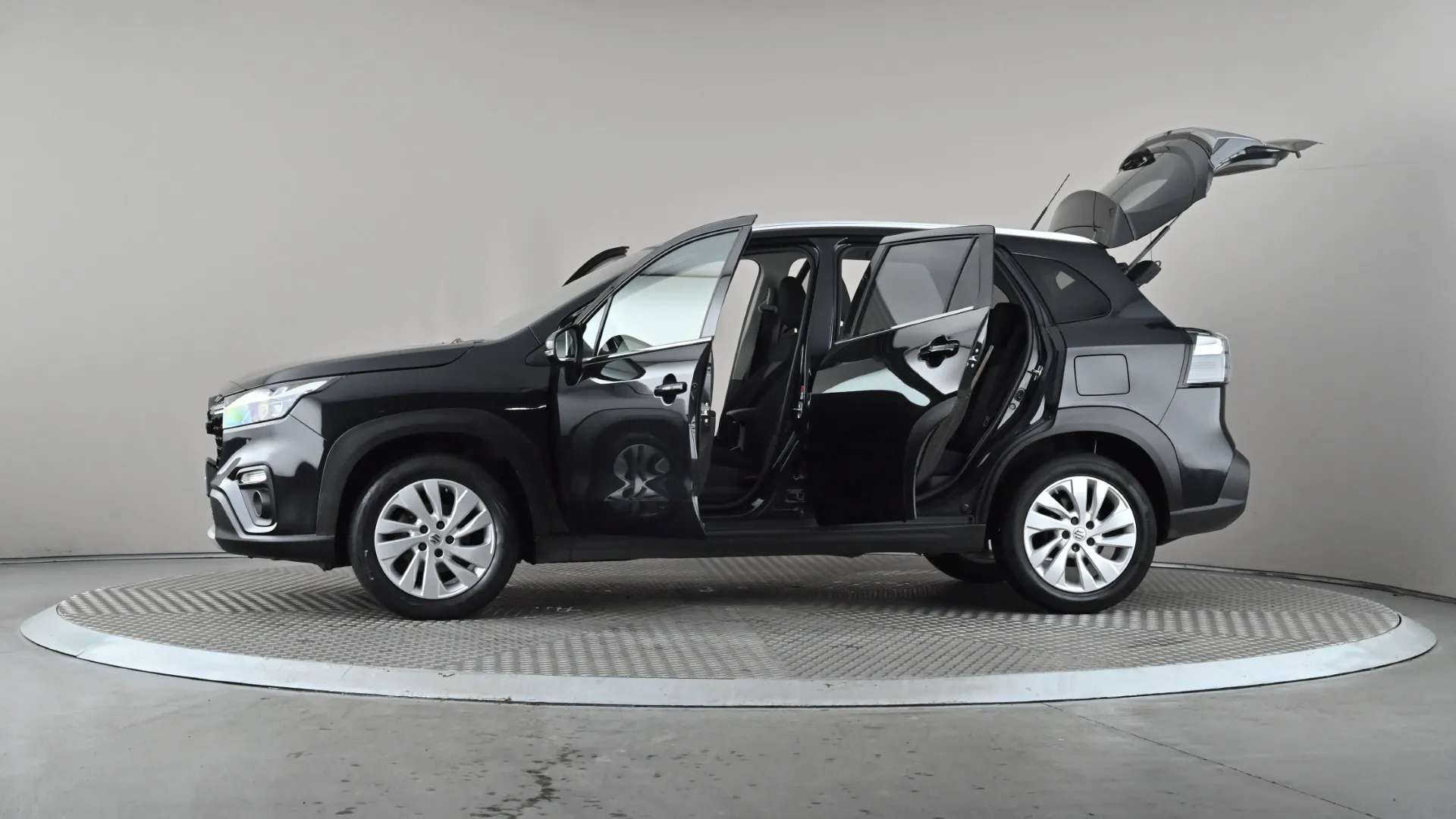 2023 SUZUKI S-CROSS 2023 SUZUKI S-CROSS