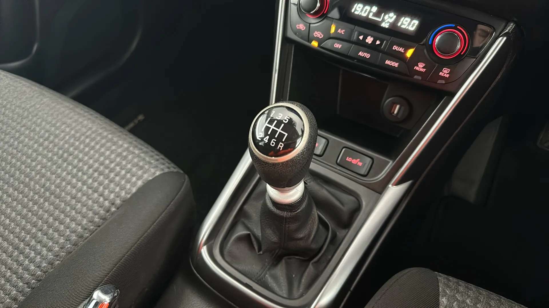 2023 SUZUKI S-CROSS 2023 SUZUKI S-CROSS
