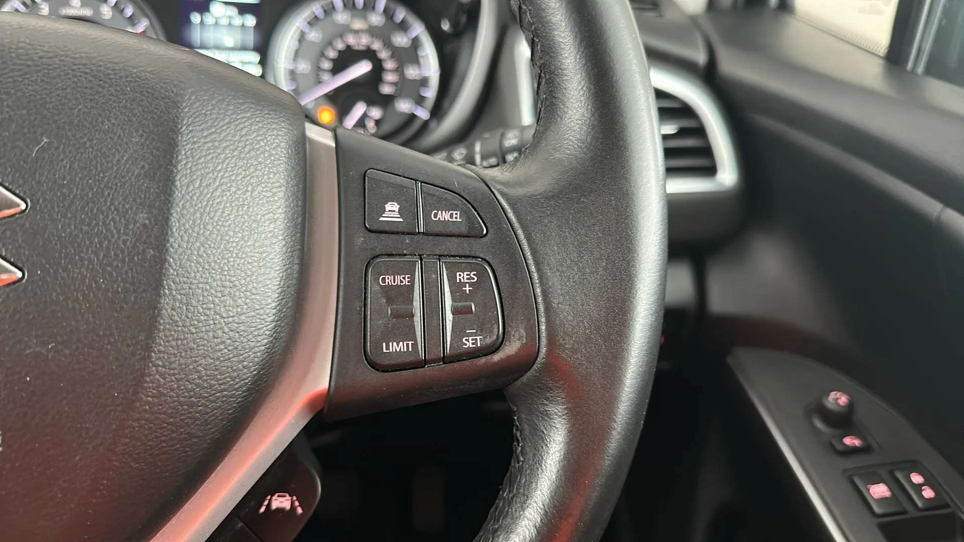 2023 SUZUKI S-CROSS 2023 SUZUKI S-CROSS