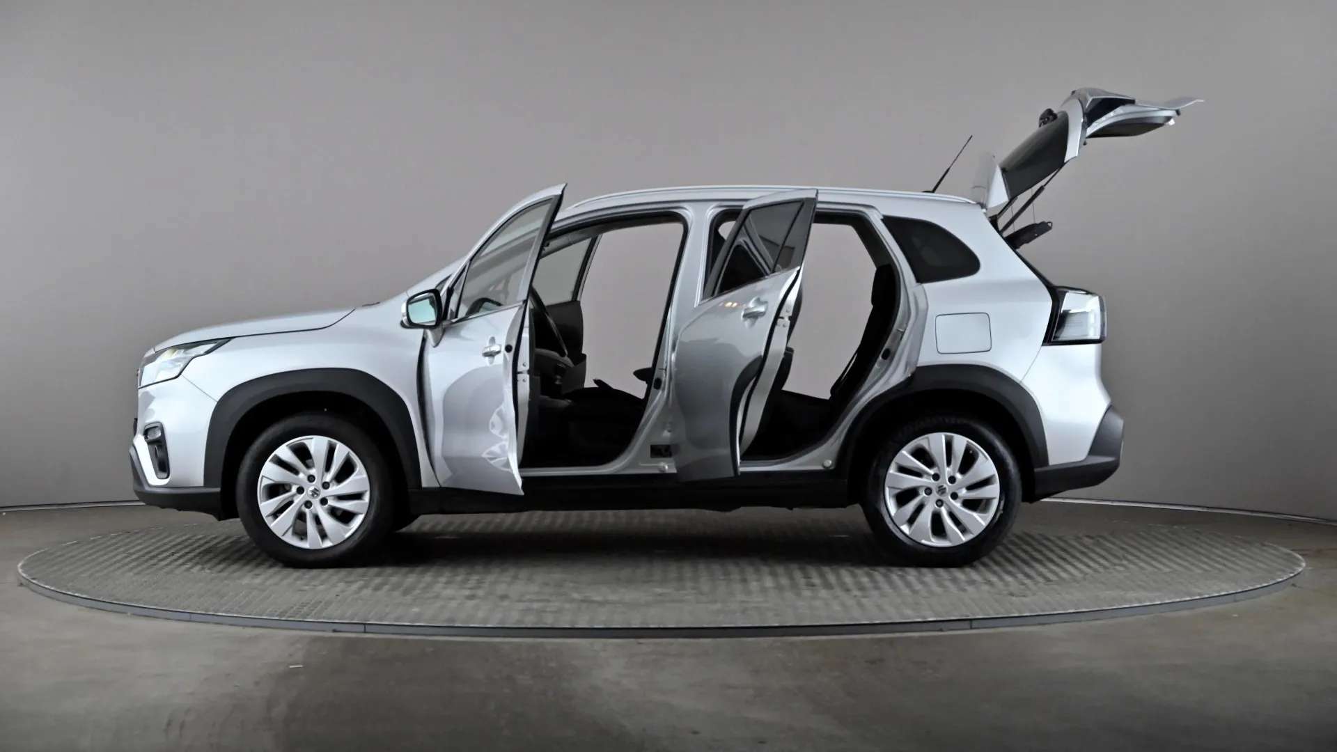 2023 SUZUKI S-CROSS 2023 SUZUKI S-CROSS