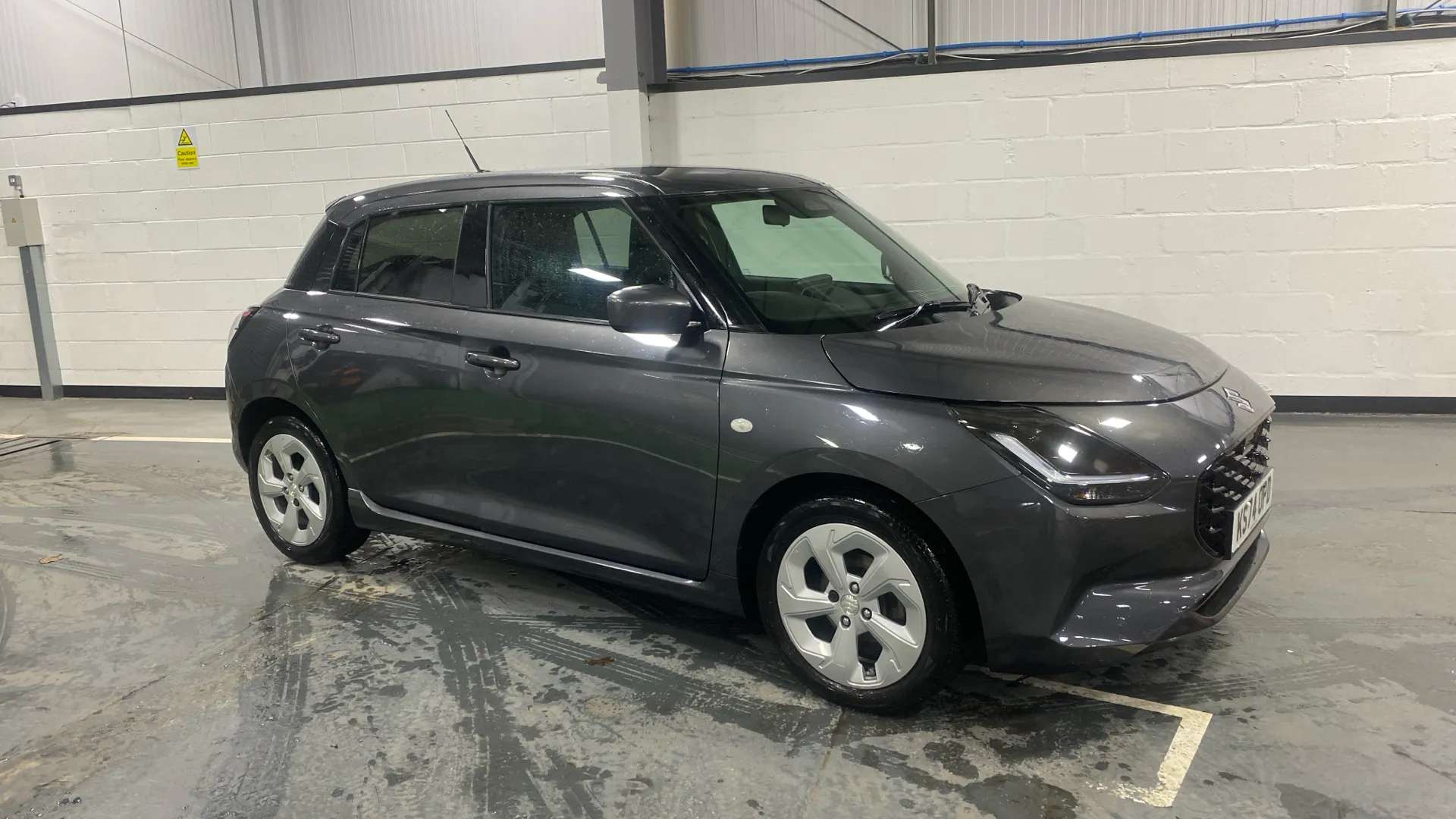 A 2024 SUZUKI SWIFT 1.2 Mild Hybrid Motion A 2024 SUZUKI SWIFT 1.2 Mild Hybrid Motion