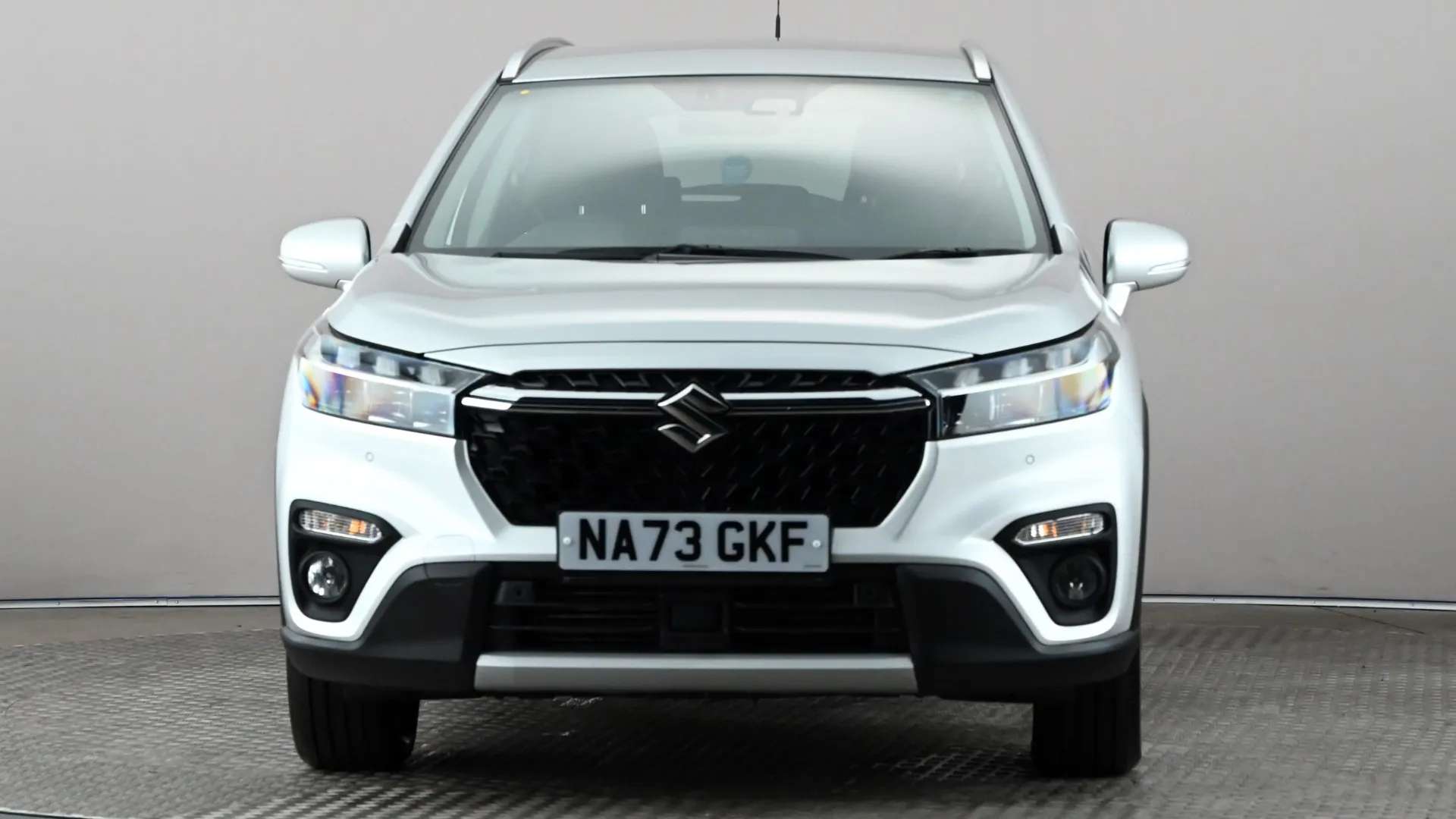 A 2023 SUZUKI S-CROSS 1.4 Boosterjet 48V Hybrid Motion A 2023 SUZUKI S-CROSS 1.4 Boosterjet 48V Hybrid Motion