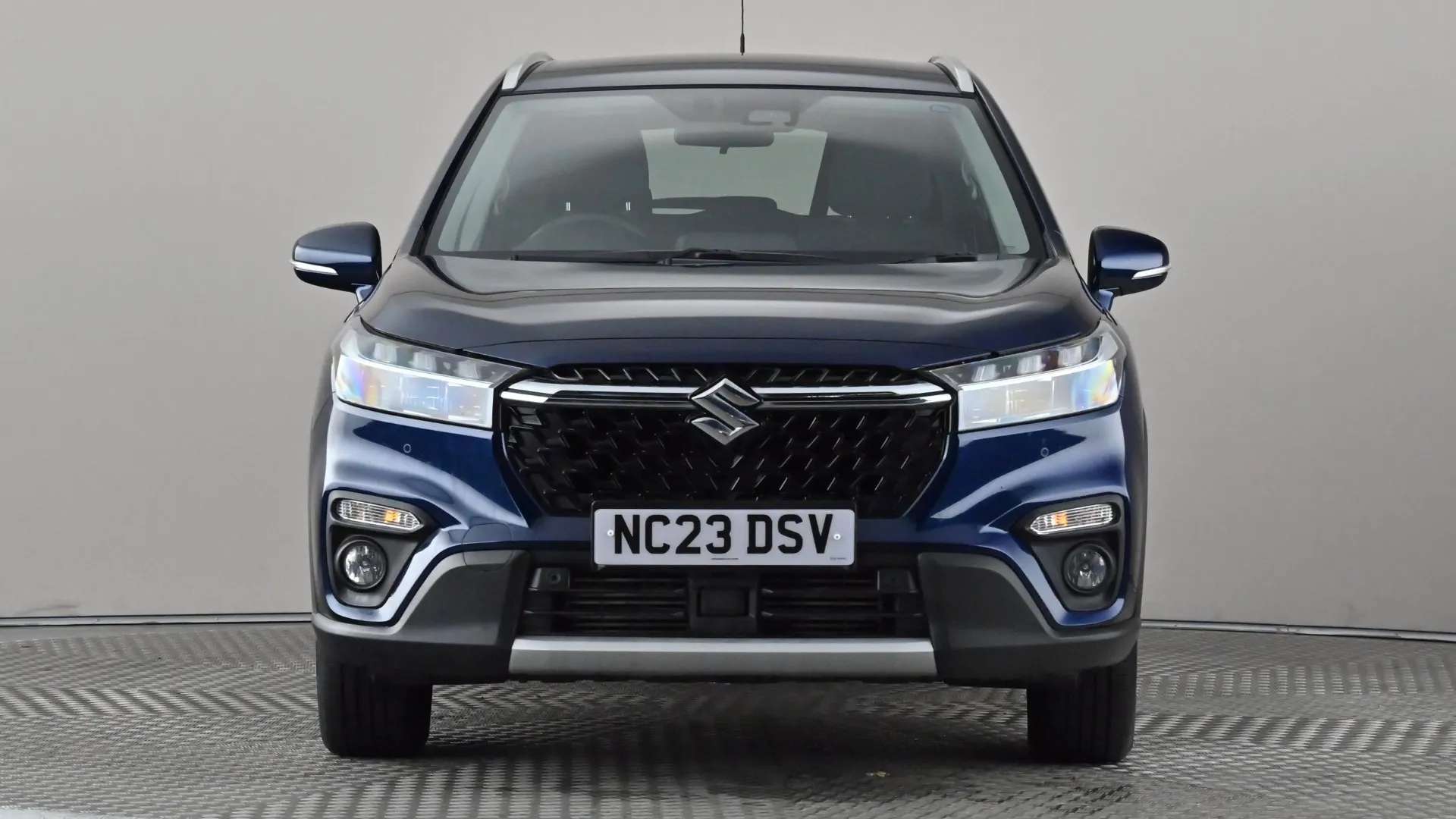 A 2023 SUZUKI S-CROSS 1.4 Boosterjet 48V Hybrid Motion A 2023 SUZUKI S-CROSS 1.4 Boosterjet 48V Hybrid Motion