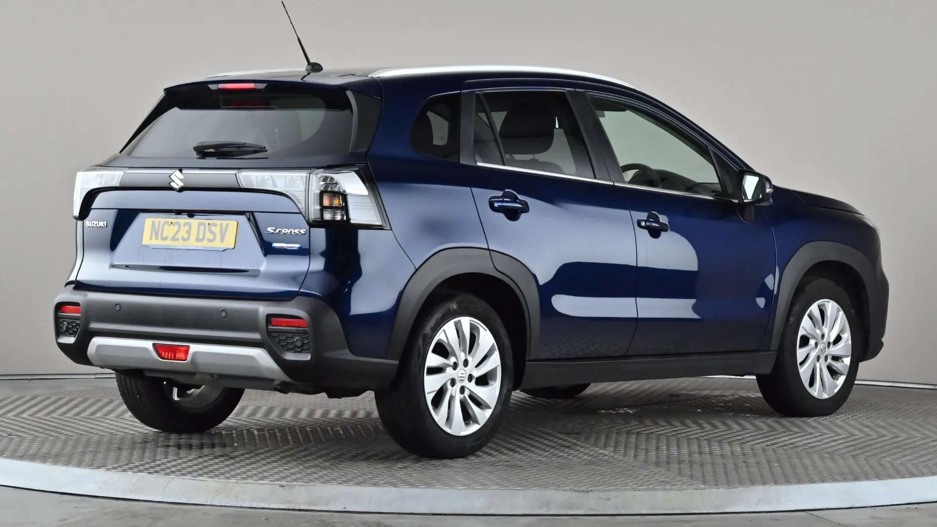 2023 SUZUKI S-CROSS 2023 SUZUKI S-CROSS