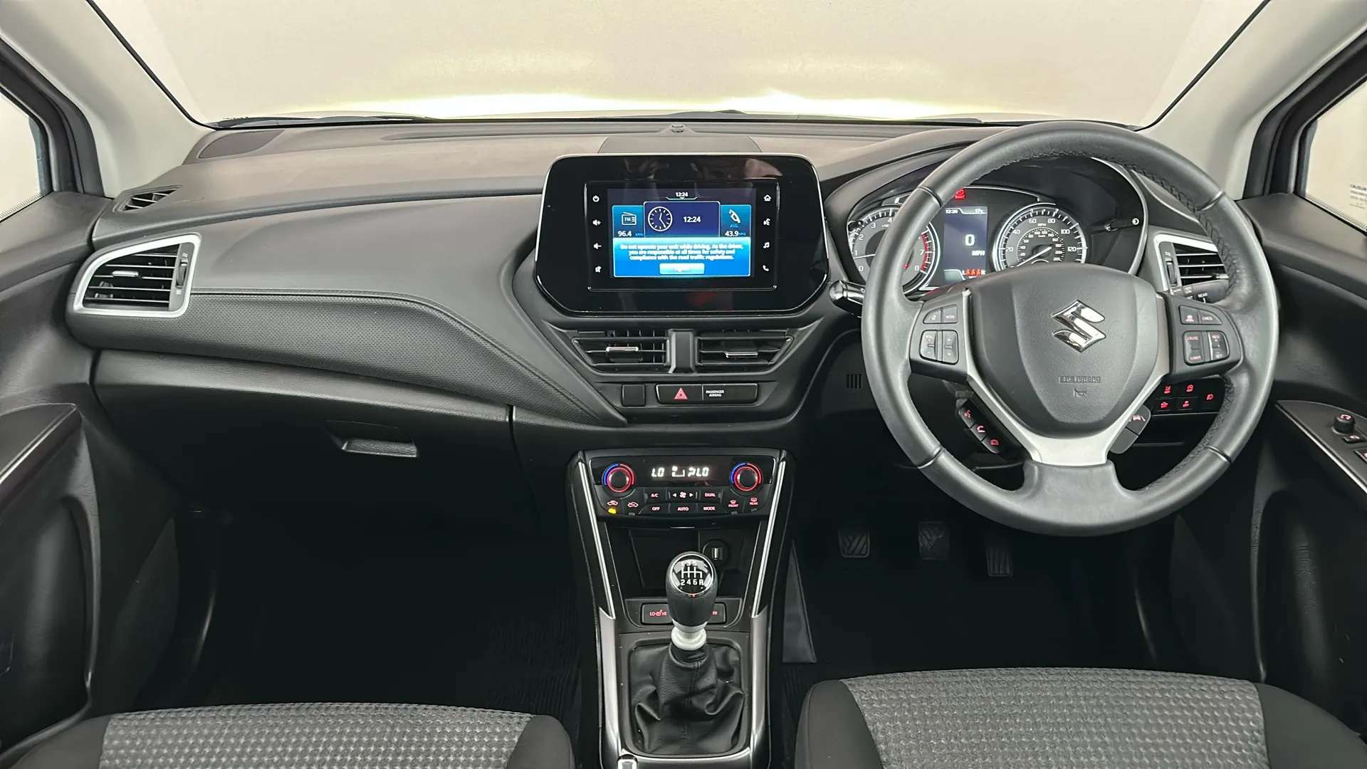 2023 SUZUKI S-CROSS 2023 SUZUKI S-CROSS