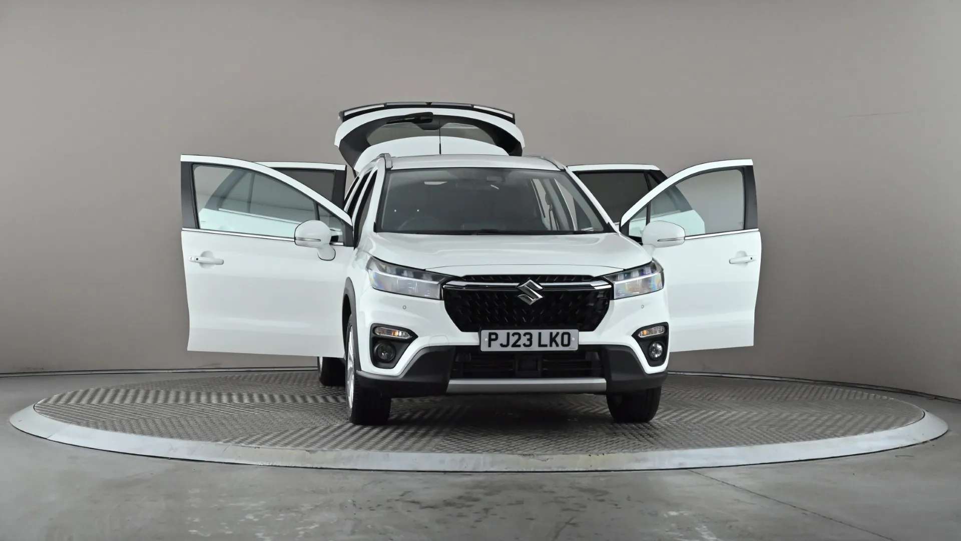 2023 SUZUKI S-CROSS 2023 SUZUKI S-CROSS