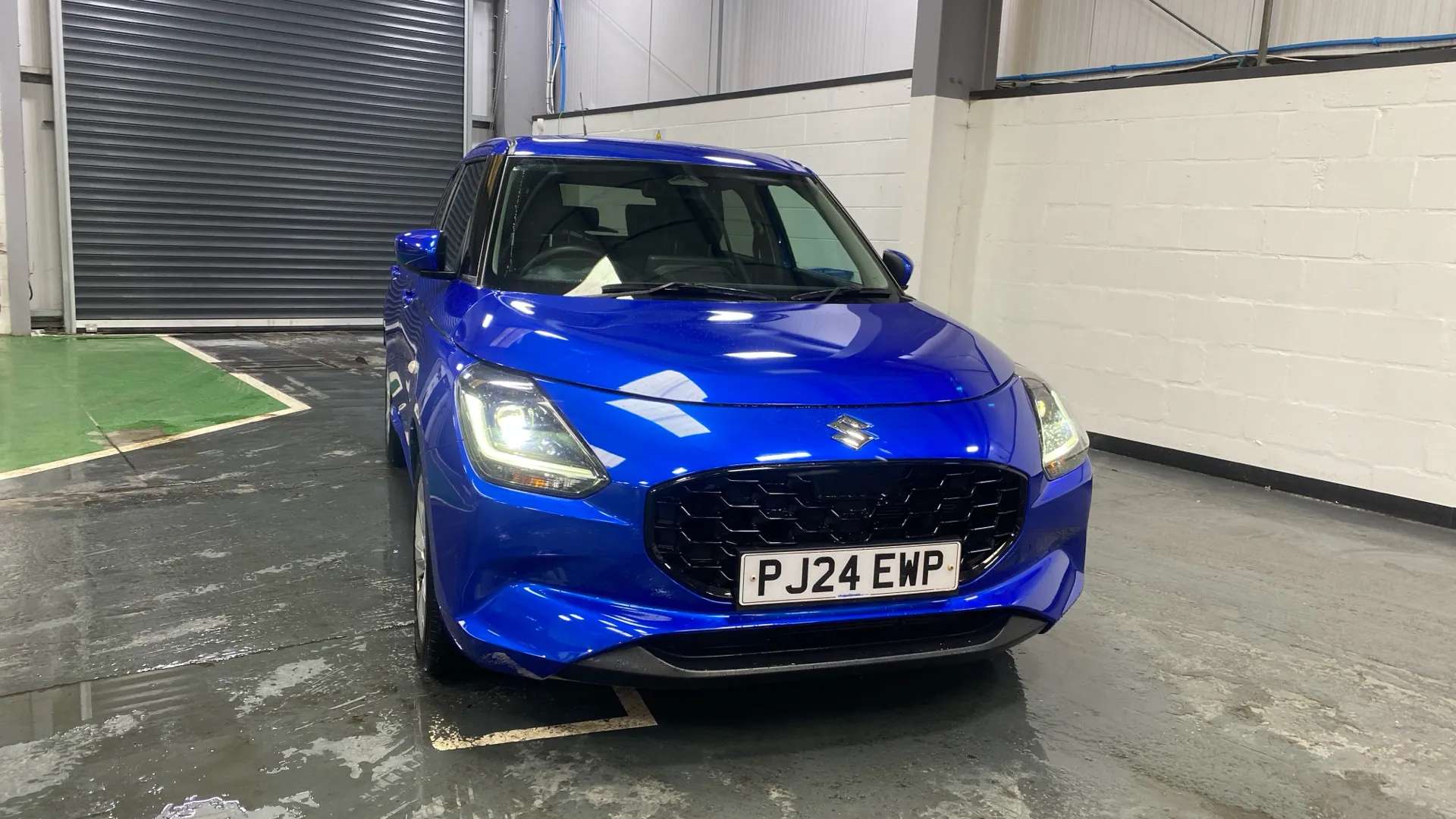 A 2024 SUZUKI SWIFT 1.2 Mild Hybrid Motion A 2024 SUZUKI SWIFT 1.2 Mild Hybrid Motion
