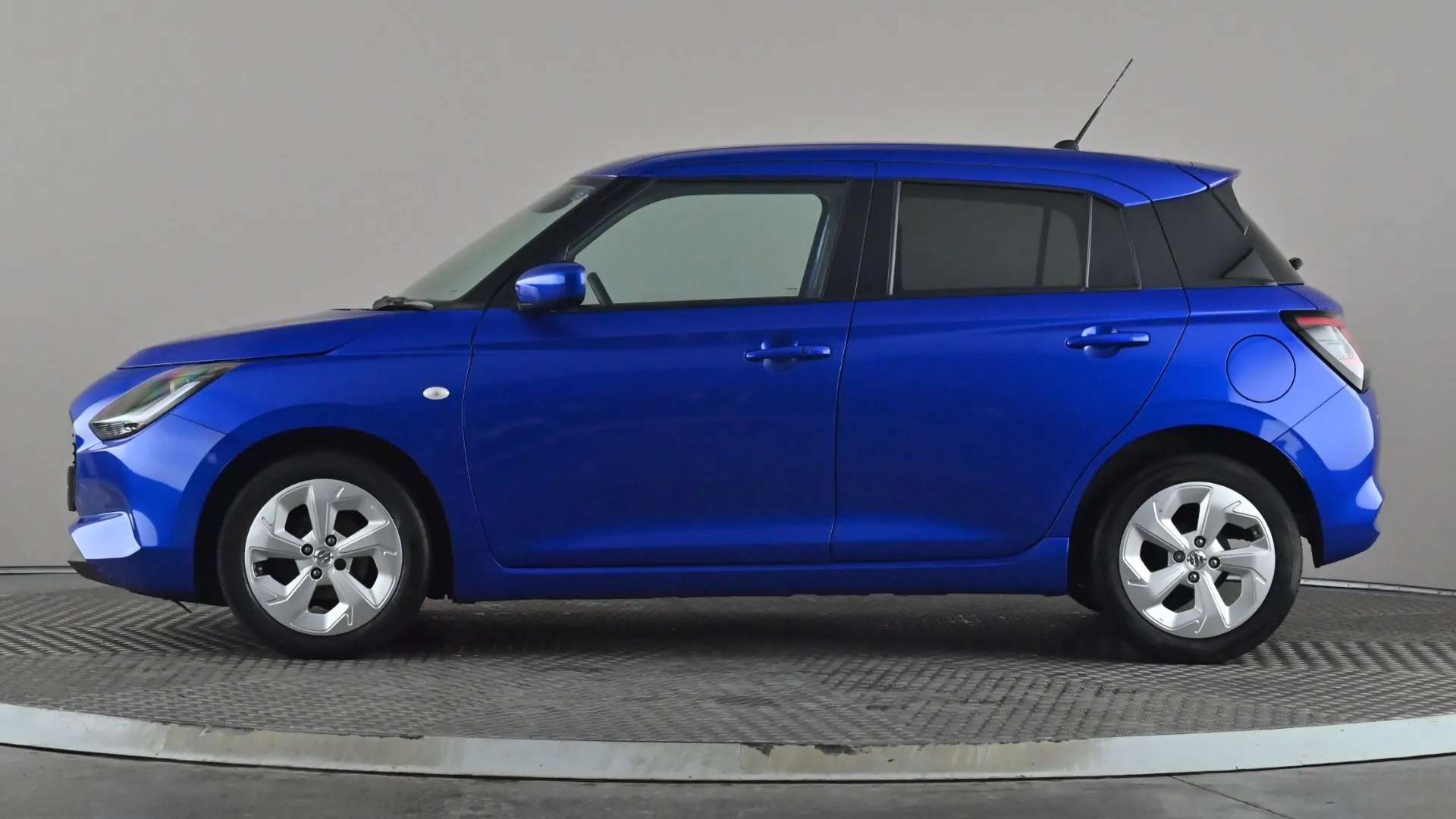 A 2024 SUZUKI SWIFT 1.2 Mild Hybrid Motion A 2024 SUZUKI SWIFT 1.2 Mild Hybrid Motion