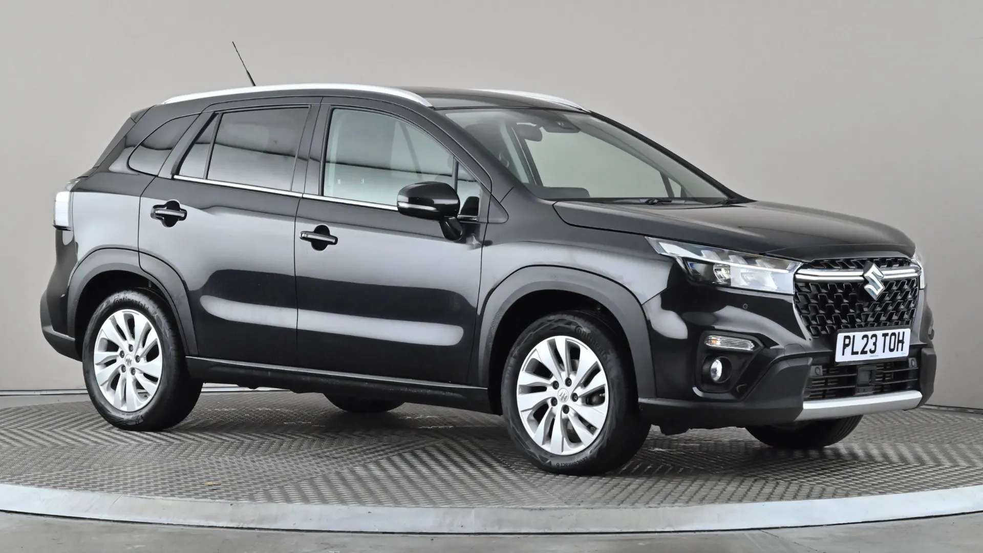 A 2023 SUZUKI S-CROSS 1.4 Boosterjet 48V Hybrid Motion A 2023 SUZUKI S-CROSS 1.4 Boosterjet 48V Hybrid Motion
