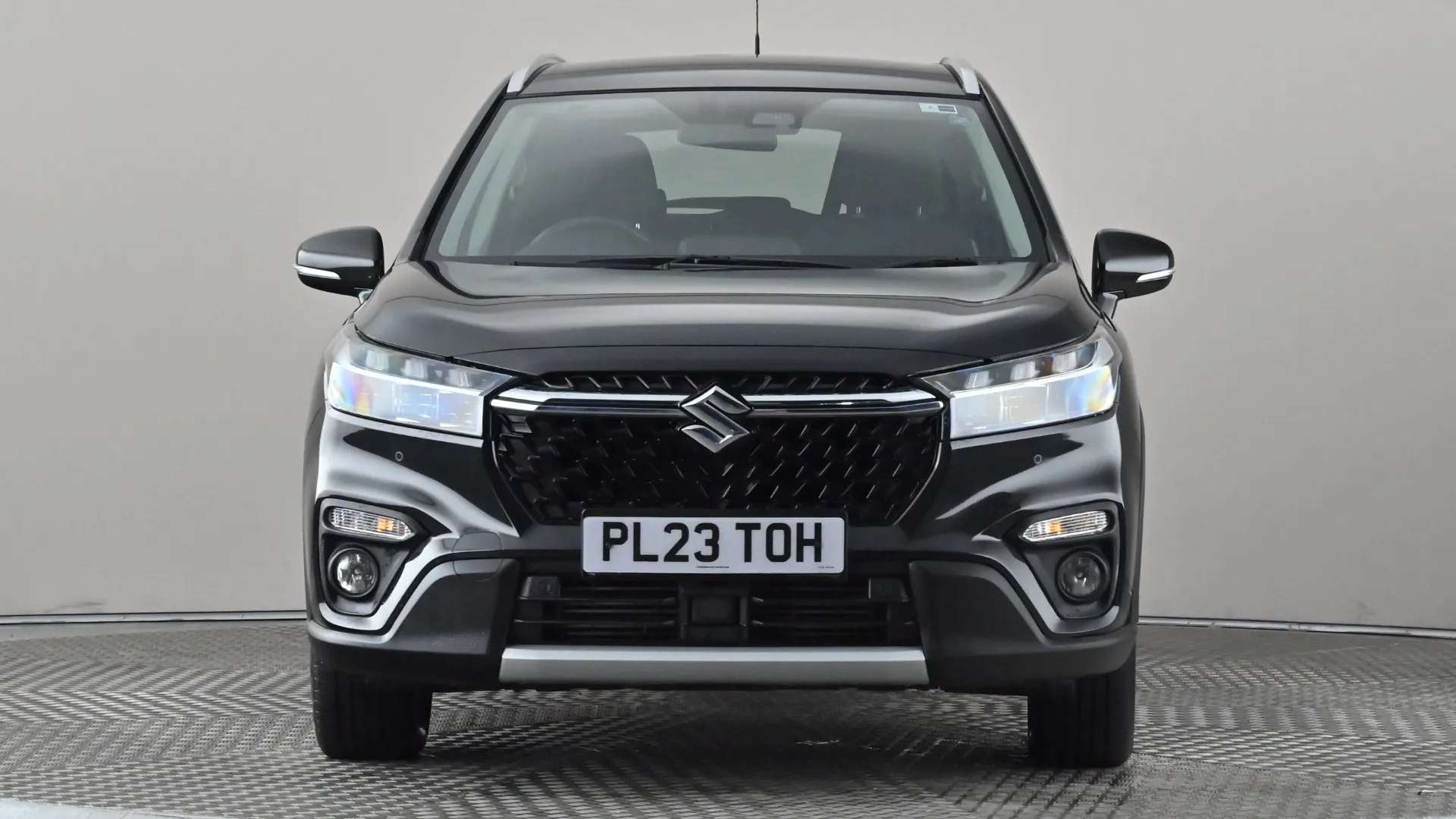 A 2023 SUZUKI S-CROSS 1.4 Boosterjet 48V Hybrid Motion A 2023 SUZUKI S-CROSS 1.4 Boosterjet 48V Hybrid Motion