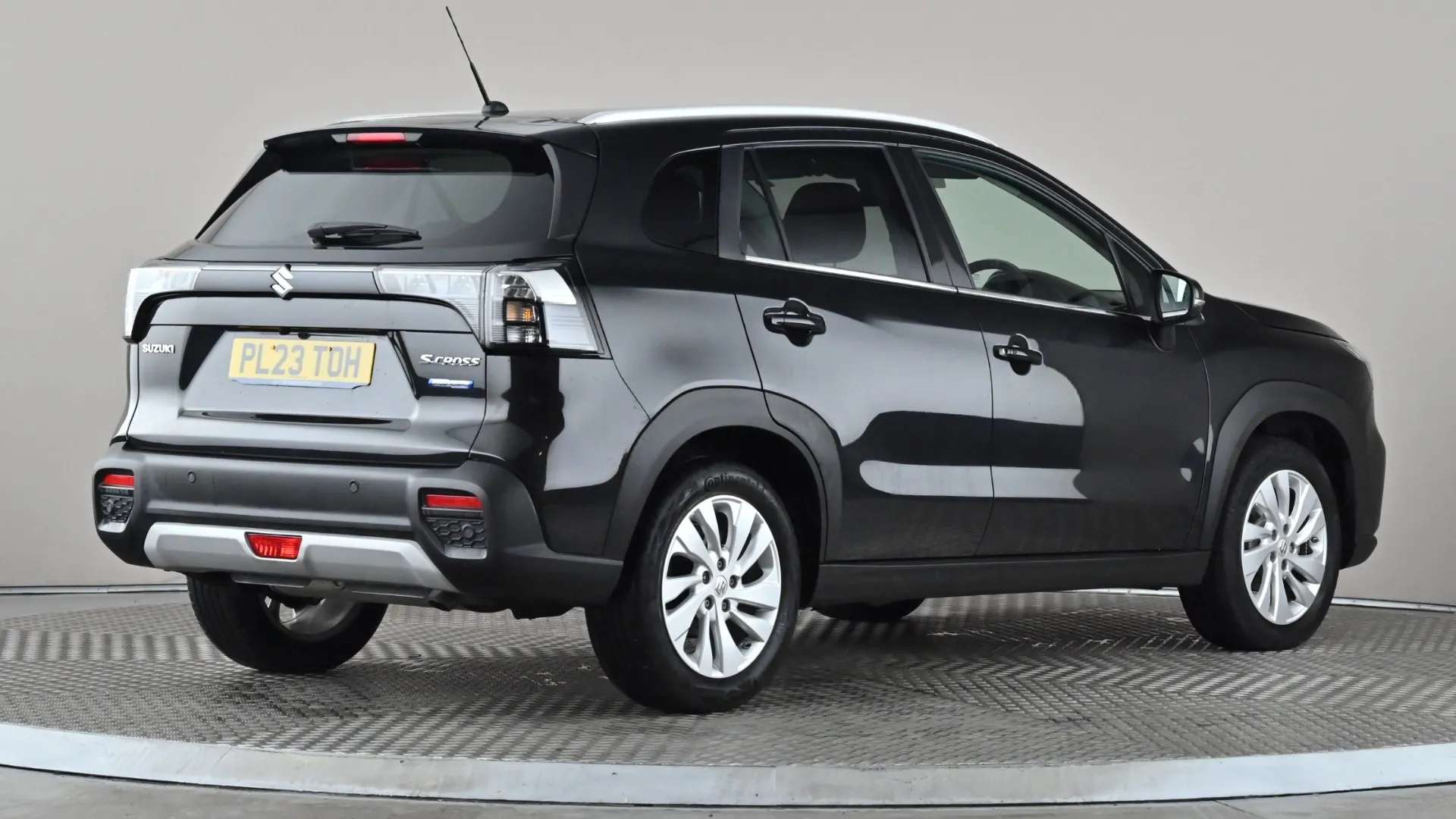 2023 SUZUKI S-CROSS 2023 SUZUKI S-CROSS