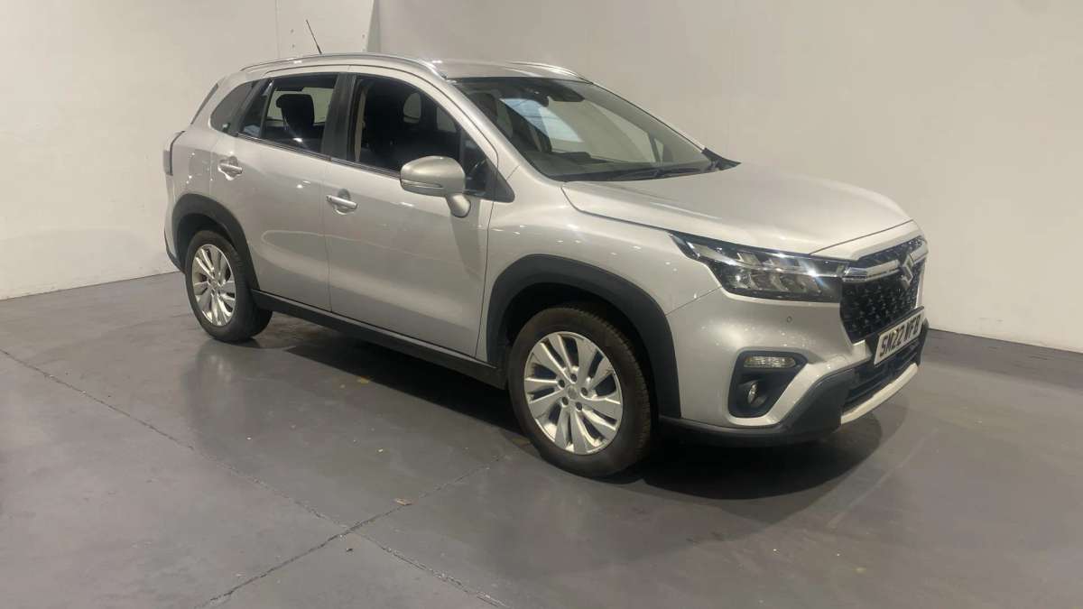 Check out this Suzuki S-cross 2022 Hybrid Electric Manual