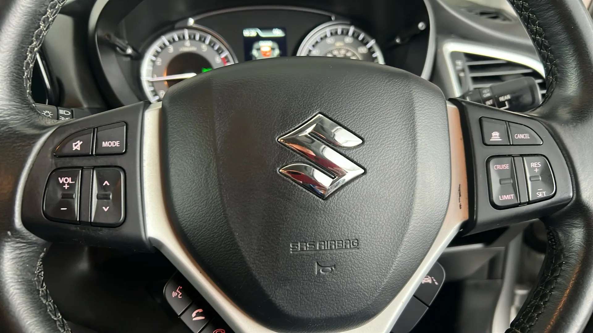 2022 SUZUKI S-CROSS 2022 SUZUKI S-CROSS