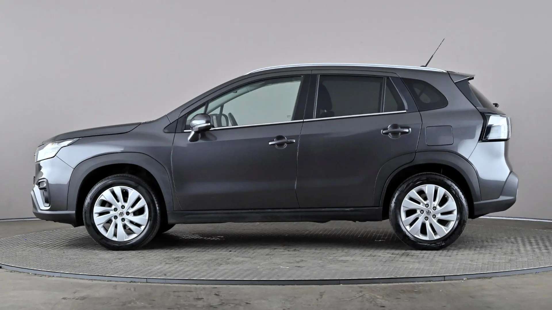 A 2023 SUZUKI S-CROSS 1.4 Boosterjet 48V Hybrid Motion A 2023 SUZUKI S-CROSS 1.4 Boosterjet 48V Hybrid Motion