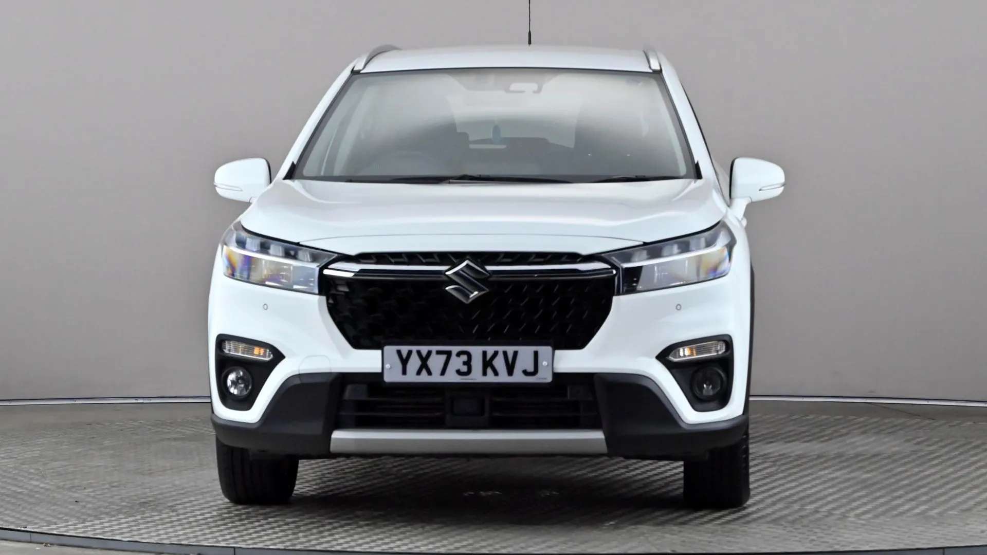 A 2023 SUZUKI S-CROSS 1.4 Boosterjet 48V Hybrid Motion A 2023 SUZUKI S-CROSS 1.4 Boosterjet 48V Hybrid Motion