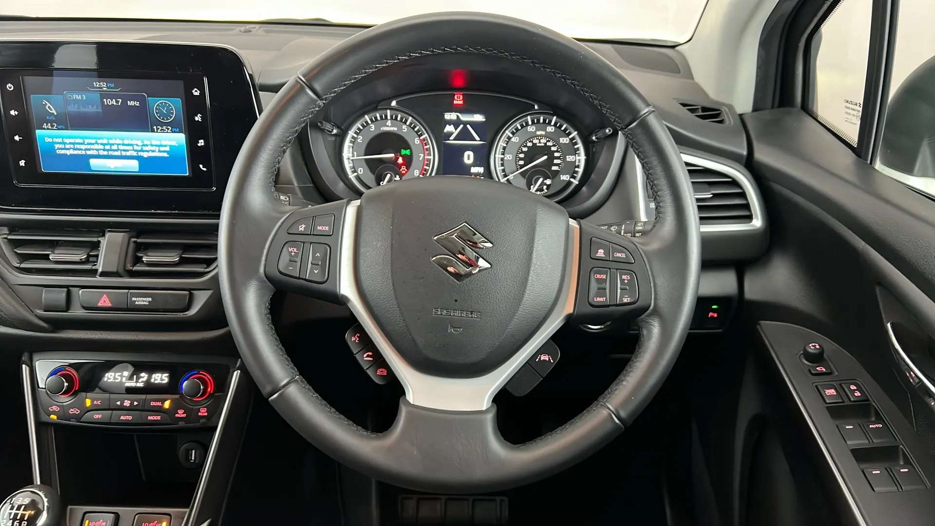 2023 SUZUKI S-CROSS 2023 SUZUKI S-CROSS