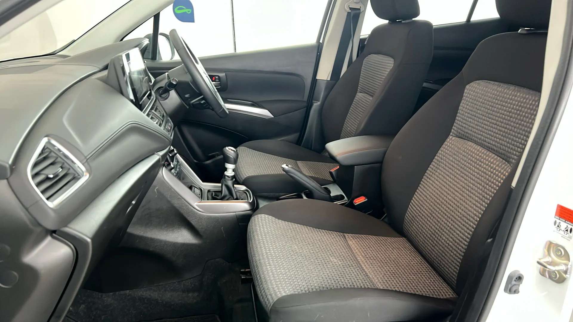 2023 SUZUKI S-CROSS 2023 SUZUKI S-CROSS
