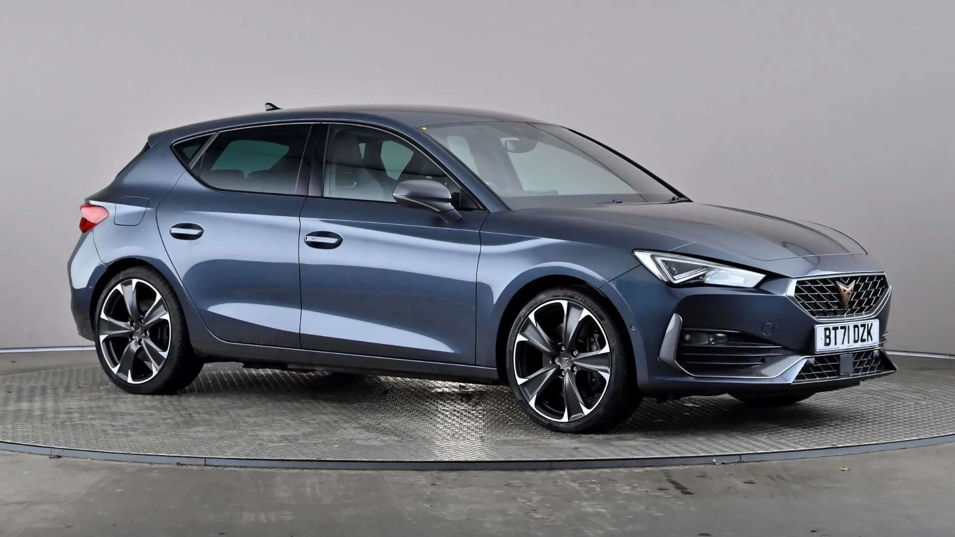 A 2021 CUPRA LEON 1.4 eHybrid VZ2 DSG A 2021 CUPRA LEON 1.4 eHybrid VZ2 DSG