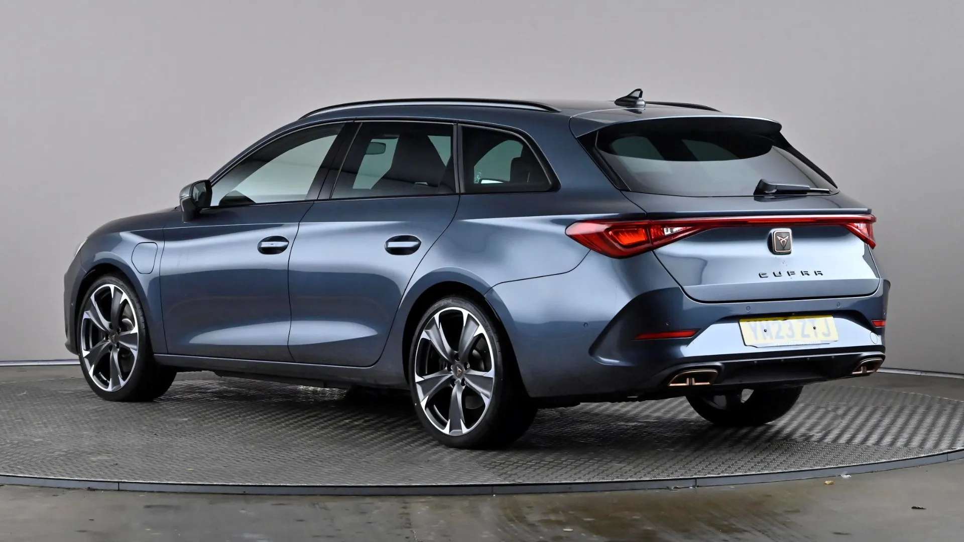 A 2023 CUPRA LEON 1.4 eHybrid VZ2 DSG A 2023 CUPRA LEON 1.4 eHybrid VZ2 DSG