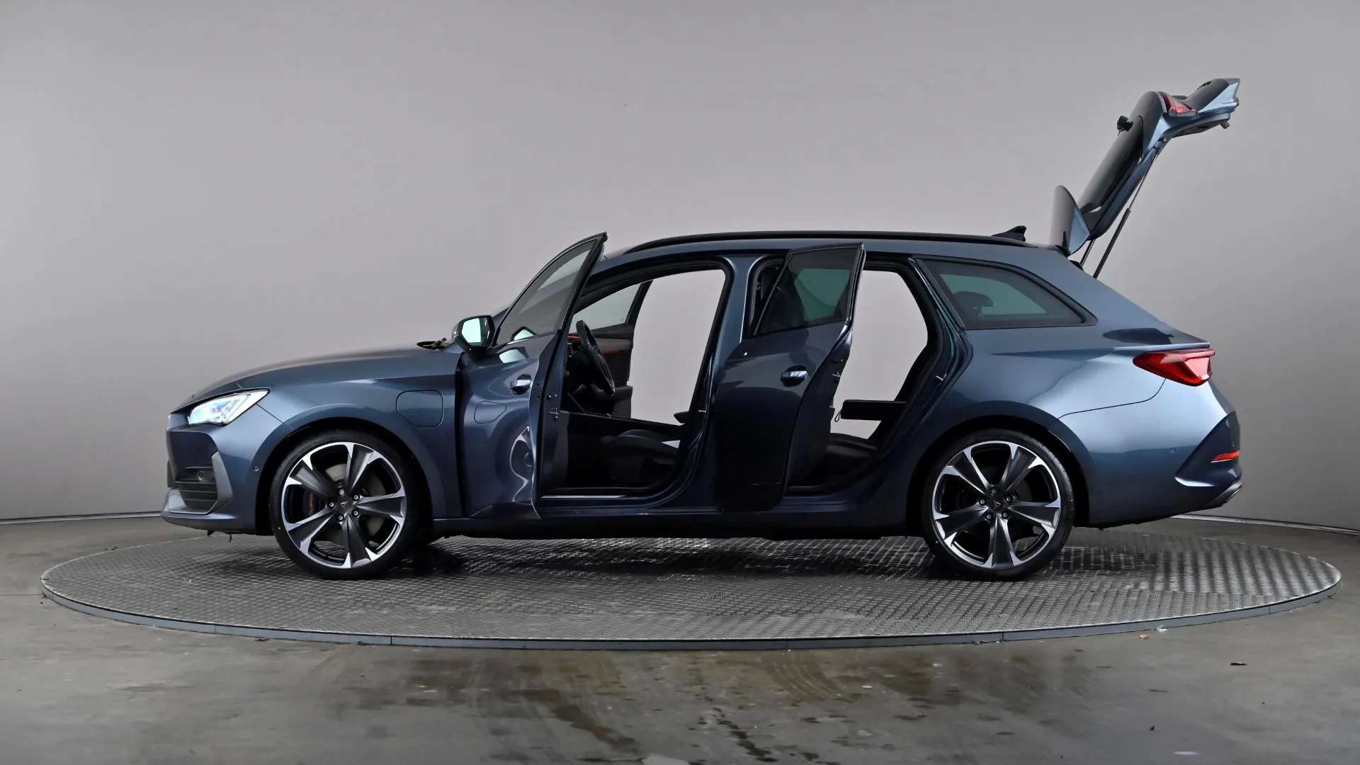 2023 CUPRA LEON 2023 CUPRA LEON