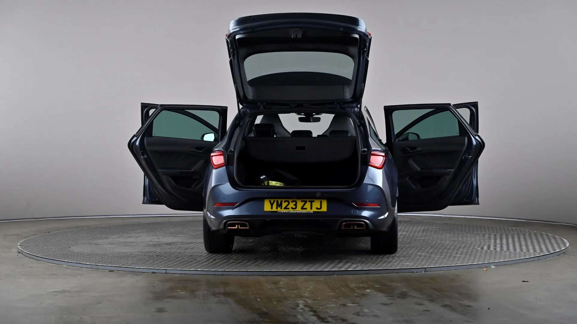 2023 CUPRA LEON 2023 CUPRA LEON