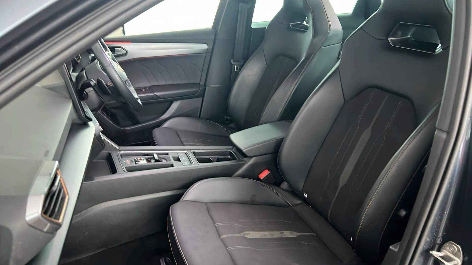 2023 CUPRA LEON 2023 CUPRA LEON