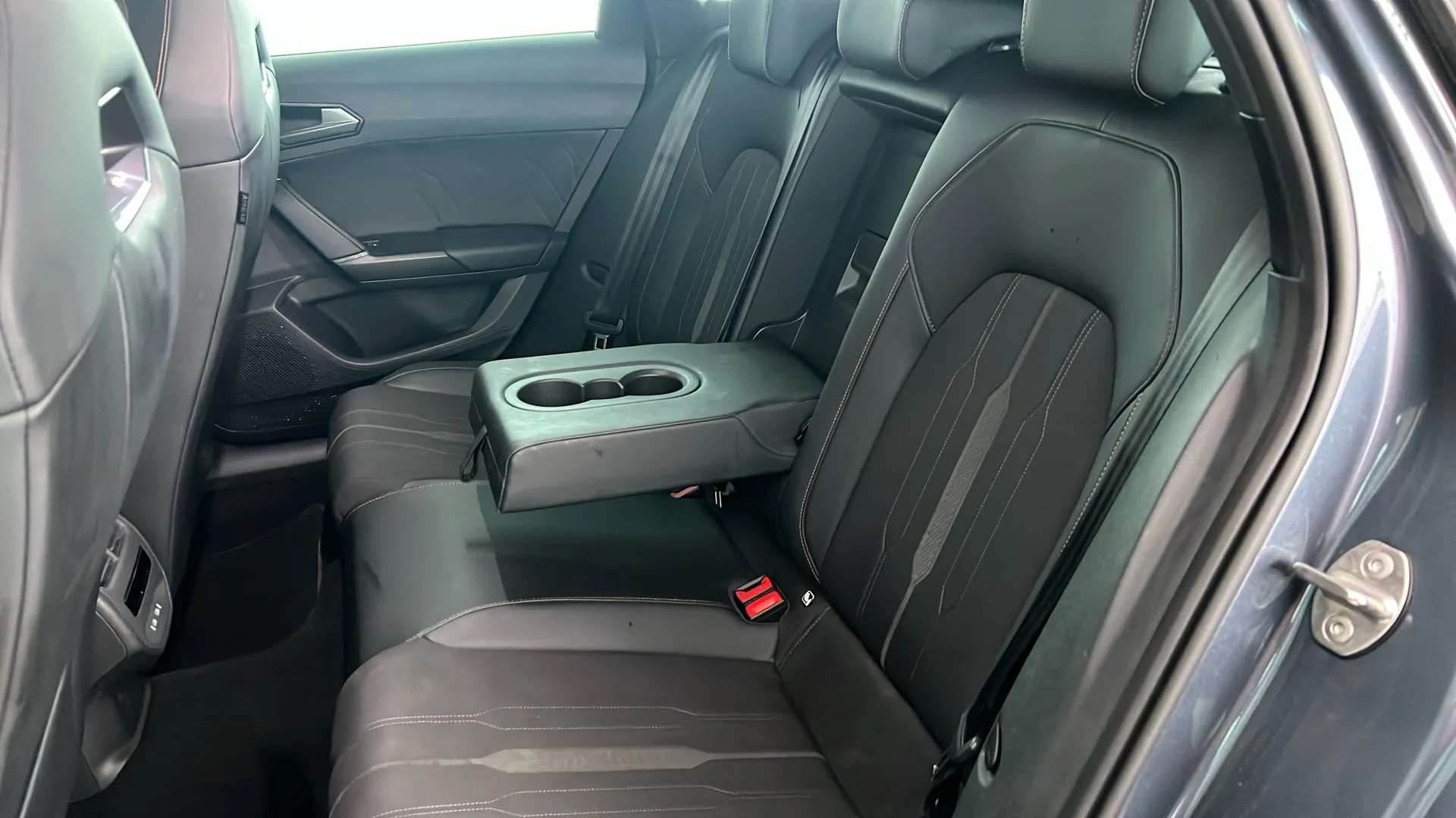 2023 CUPRA LEON 2023 CUPRA LEON