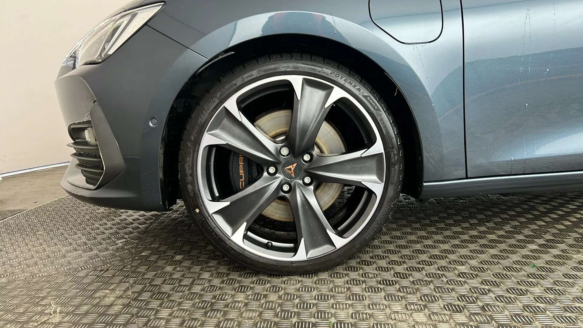 2023 CUPRA LEON 2023 CUPRA LEON