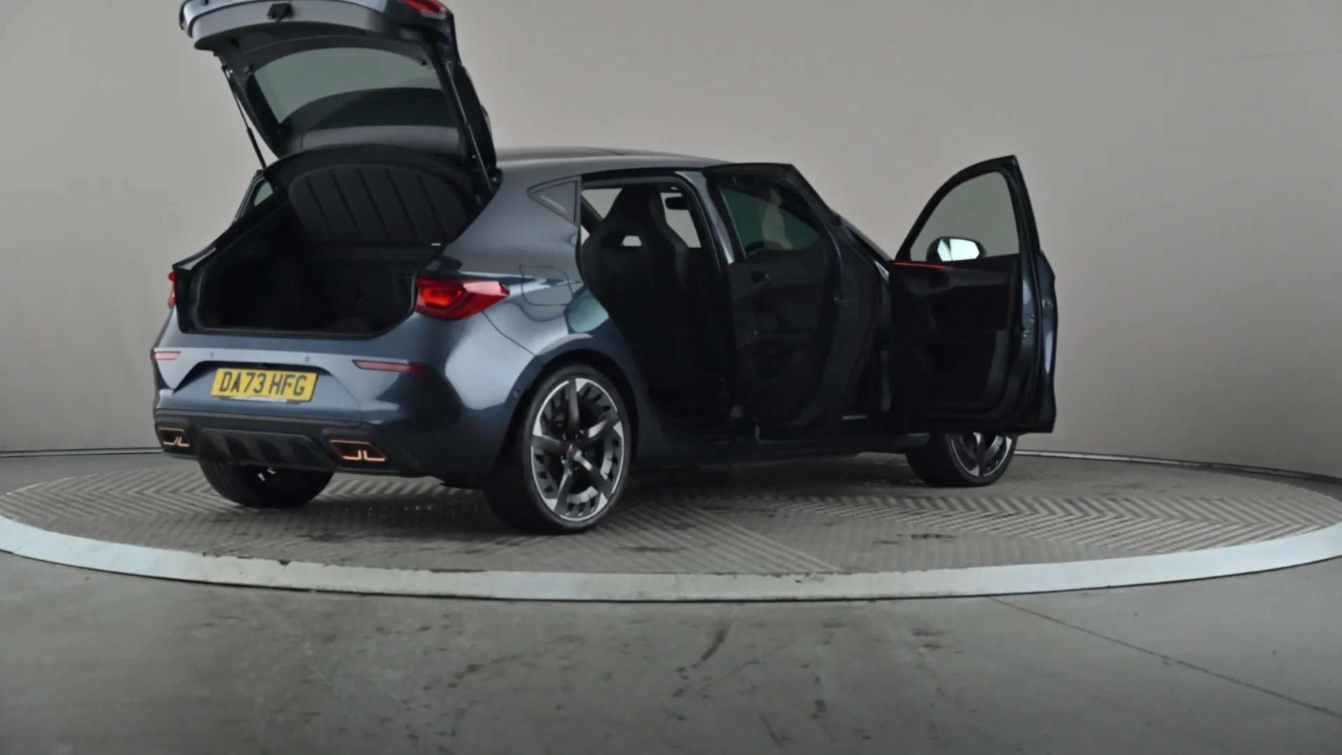 2023 CUPRA LEON 2023 CUPRA LEON