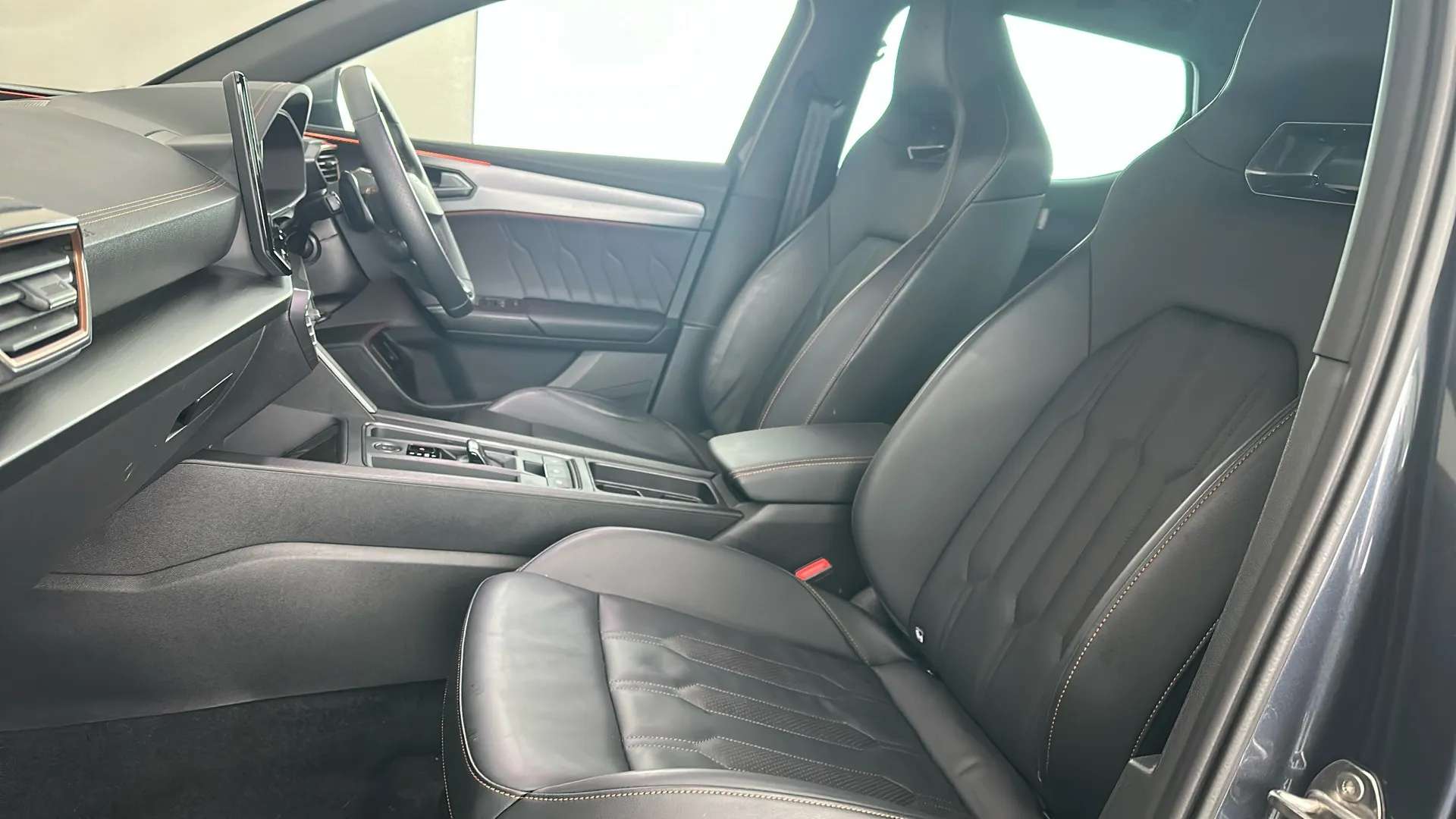 2023 CUPRA LEON 2023 CUPRA LEON