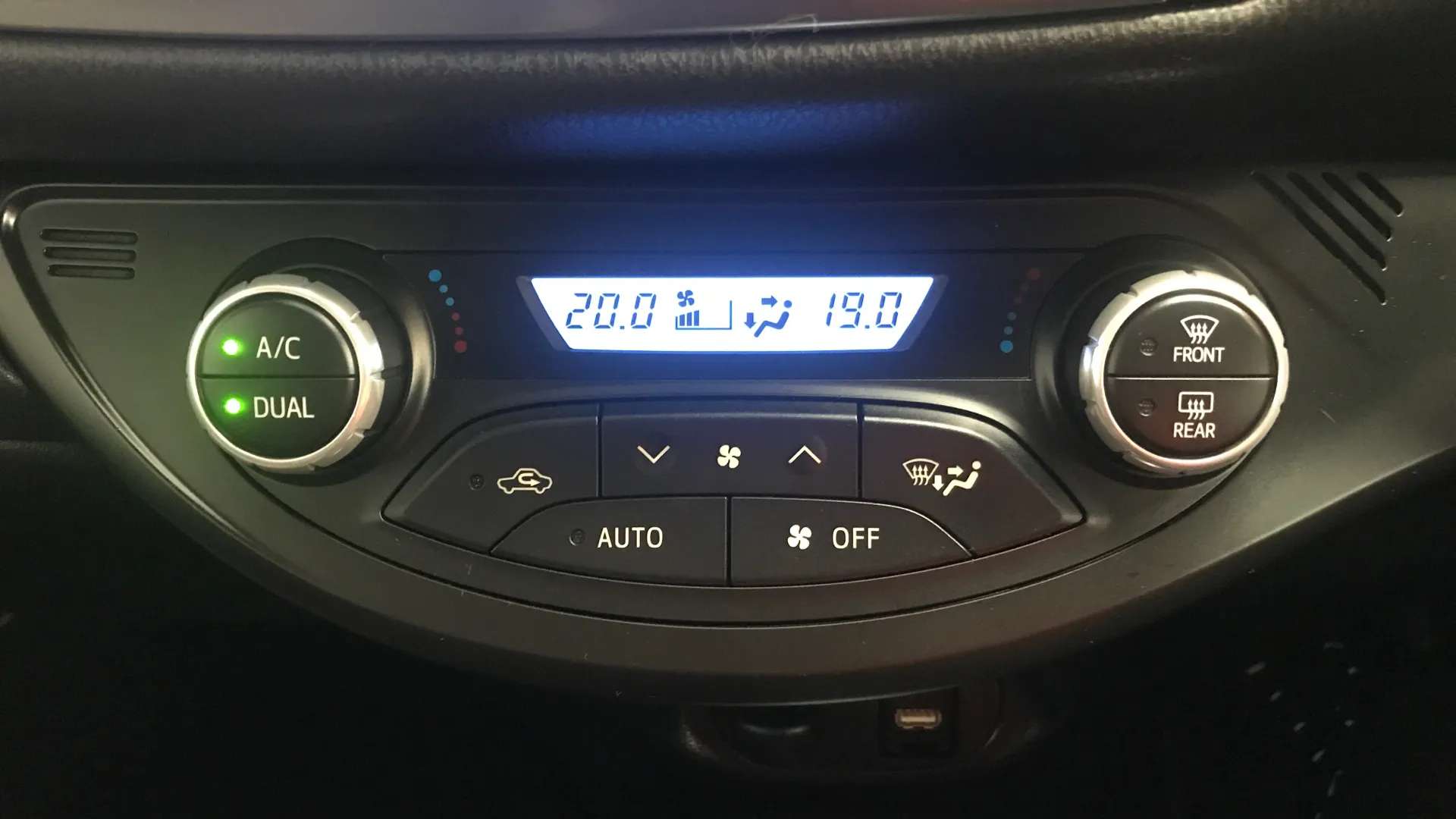 2020 TOYOTA YARIS 2020 TOYOTA YARIS