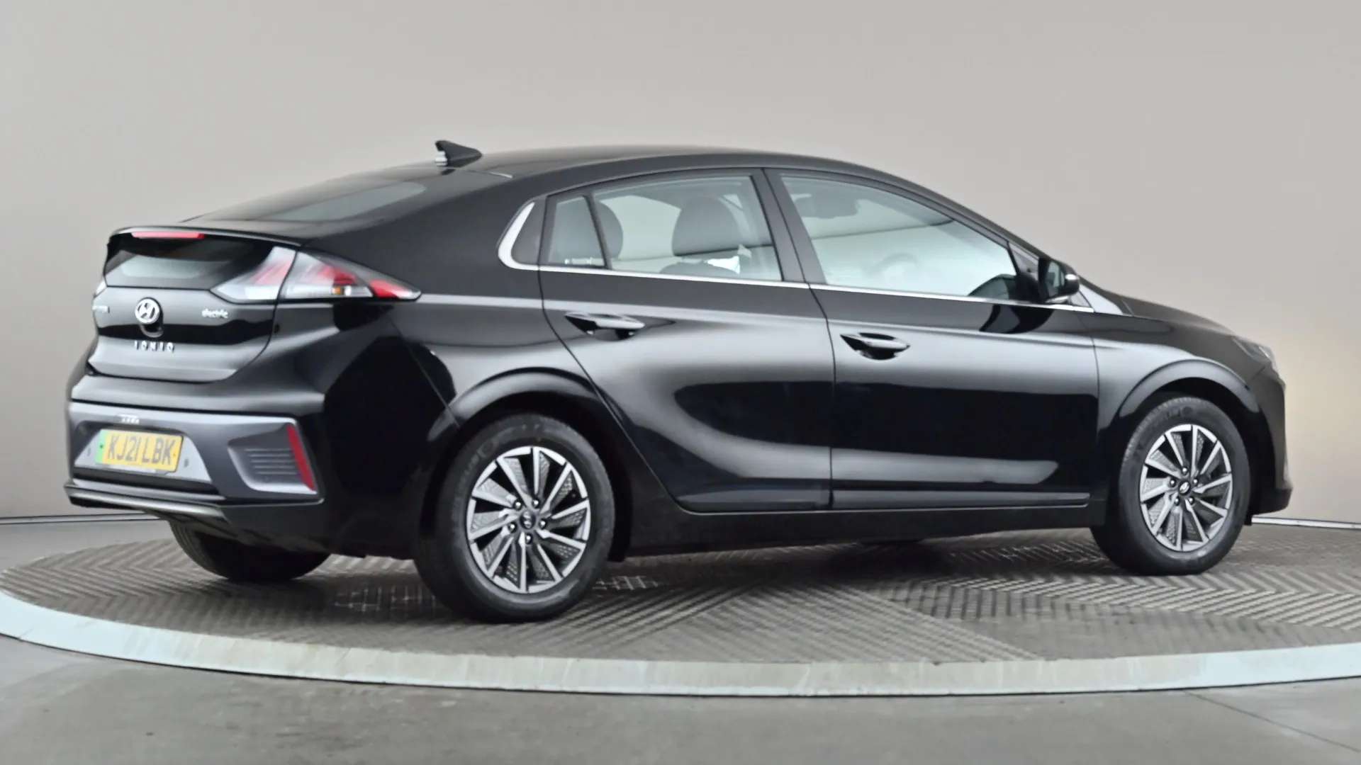 2021 HYUNDAI IONIQ 2021 HYUNDAI IONIQ