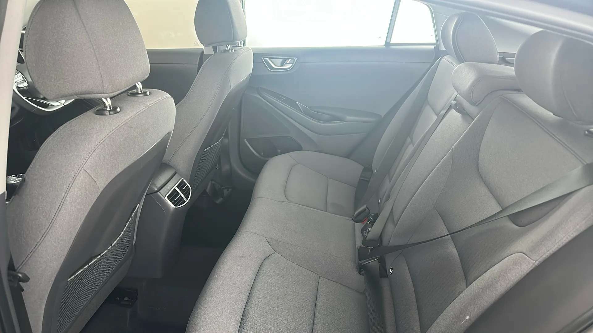 2021 HYUNDAI IONIQ 2021 HYUNDAI IONIQ