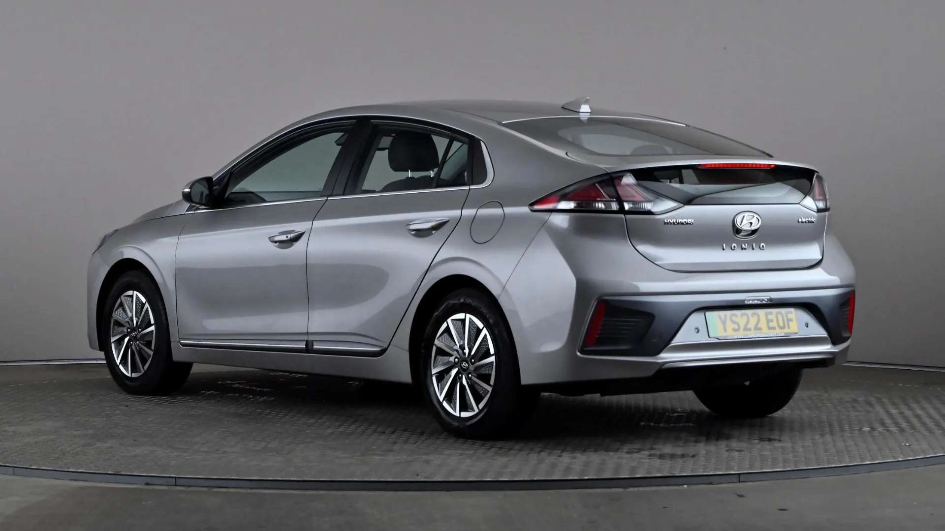 A 2022 HYUNDAI IONIQ 100kW Premium 38kWh Auto A 2022 HYUNDAI IONIQ 100kW Premium 38kWh Auto