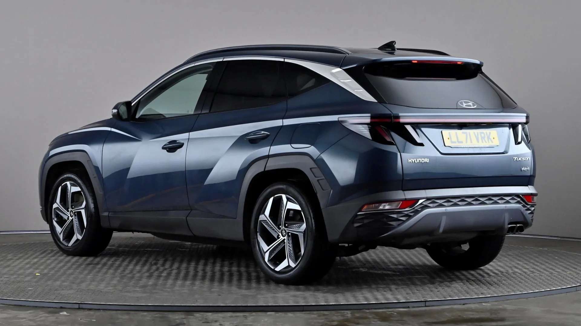 A 2022 HYUNDAI TUCSON 1.6 TGDi Plug-in Hybrid Ultimate 4WD Auto A 2022 HYUNDAI TUCSON 1.6 TGDi Plug-in Hybrid Ultimate 4WD Auto