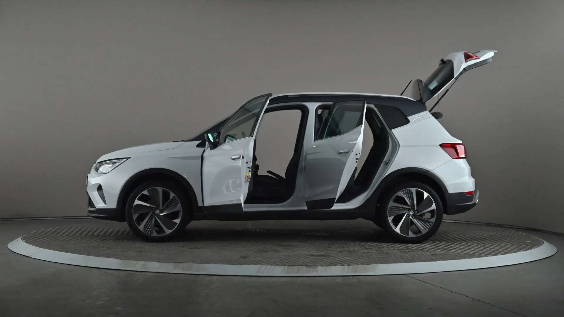 2023 SEAT ARONA 2023 SEAT ARONA