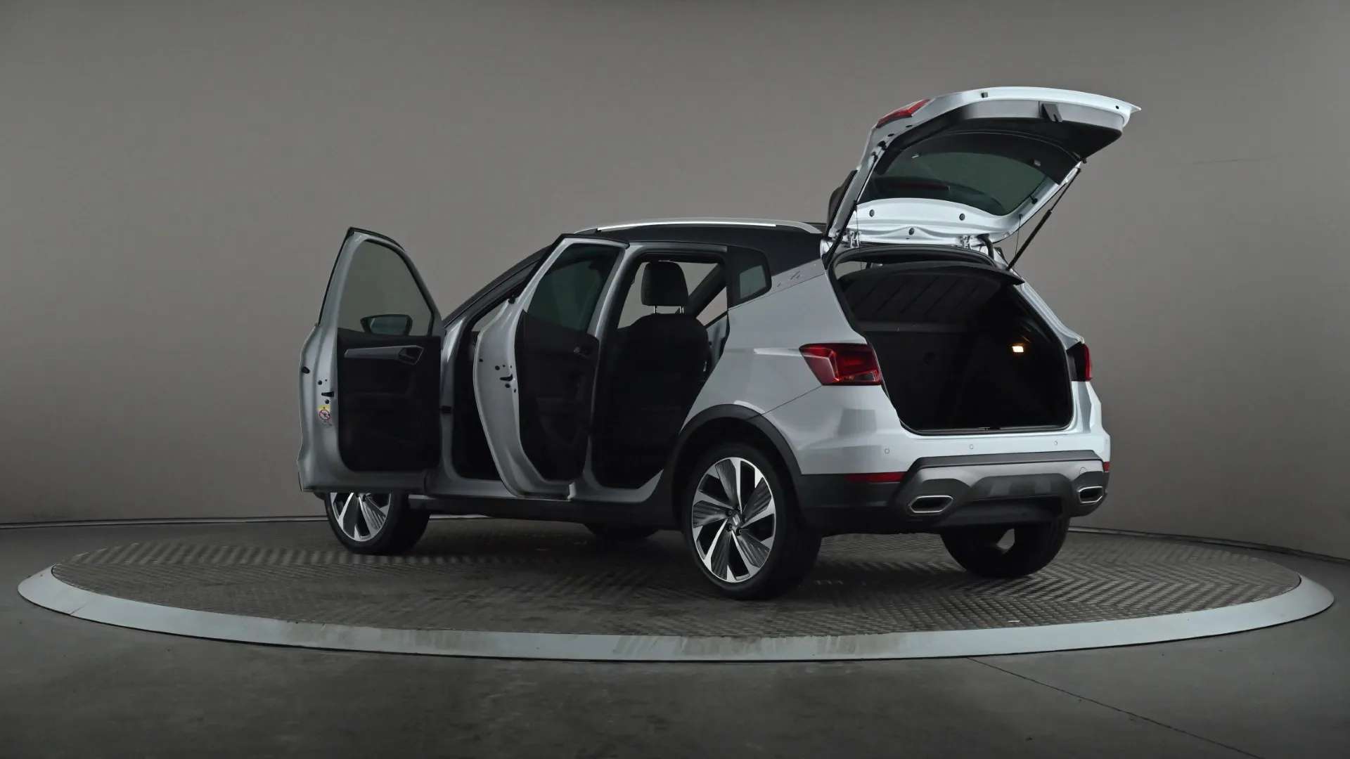 2023 SEAT ARONA 2023 SEAT ARONA