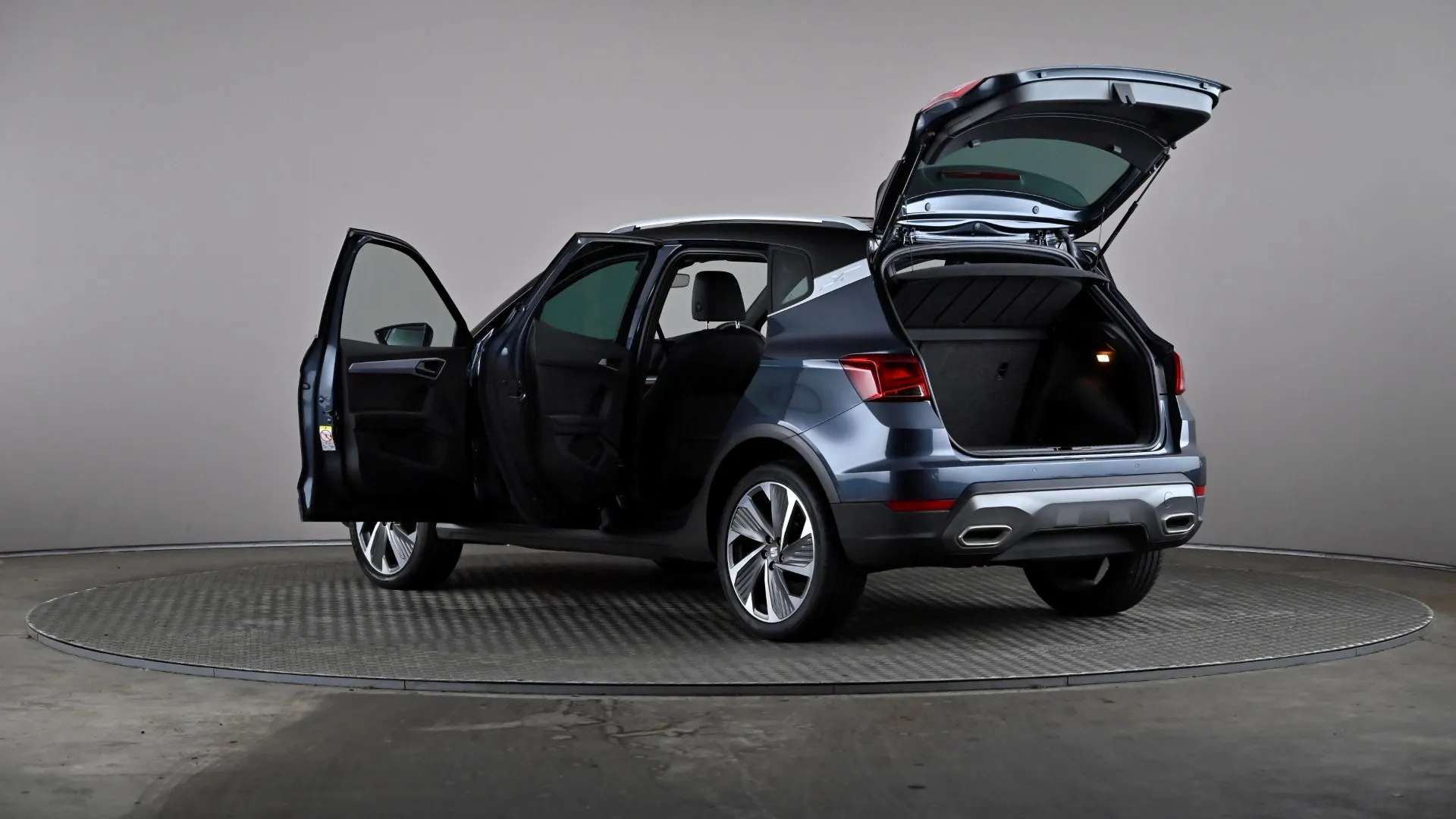 2023 SEAT ARONA 2023 SEAT ARONA